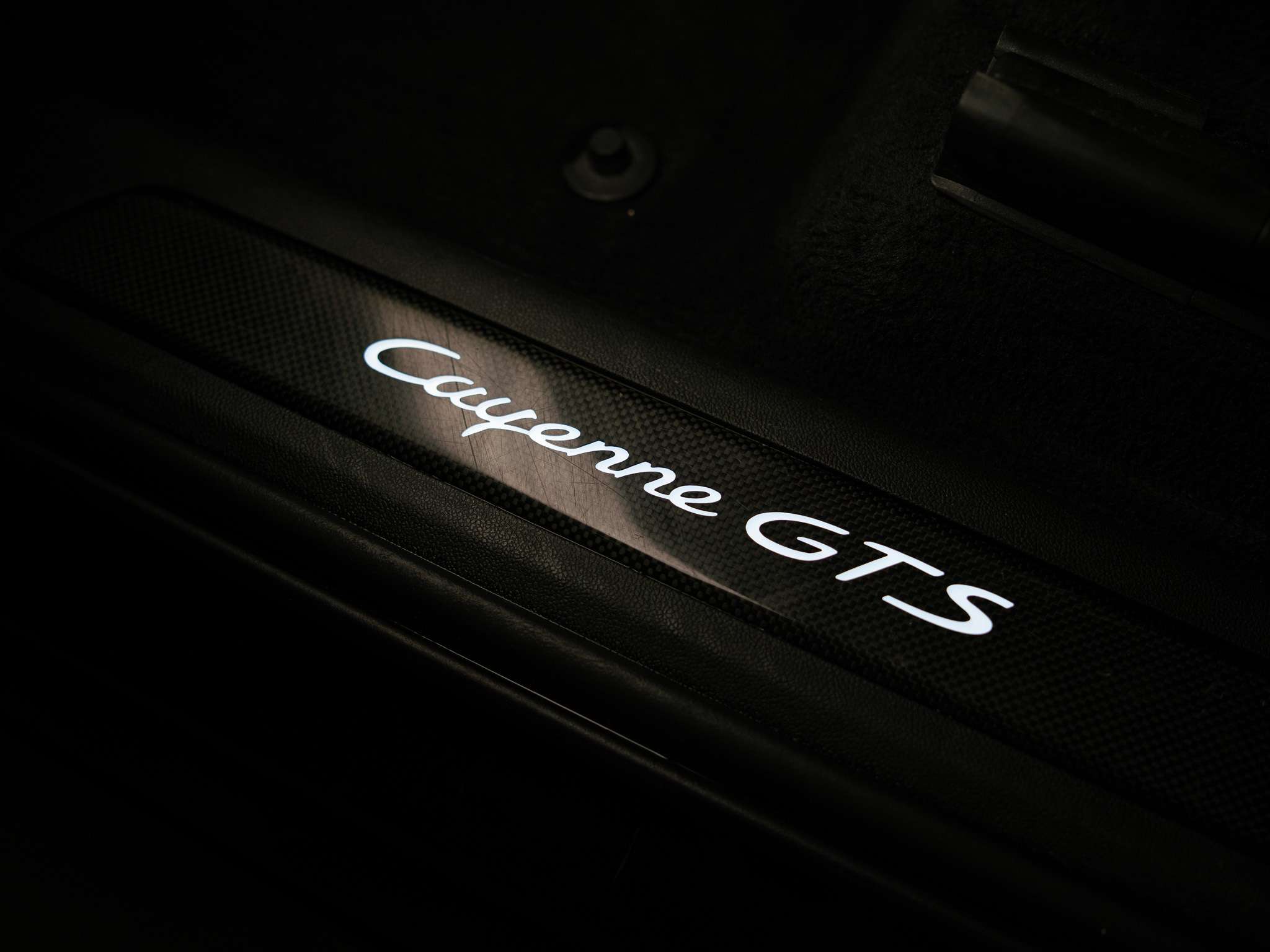 used 2022 Porsche Cayenne car, priced at $77,900