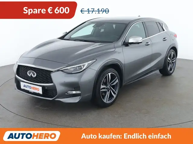 Infiniti Q30 1.6 Sport