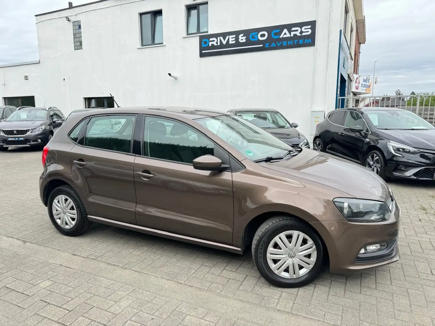 Volkswagen Polo Polo 1.0 Blue Motion ** 1 JAAR GARANTIE ** !! Bruin - 1