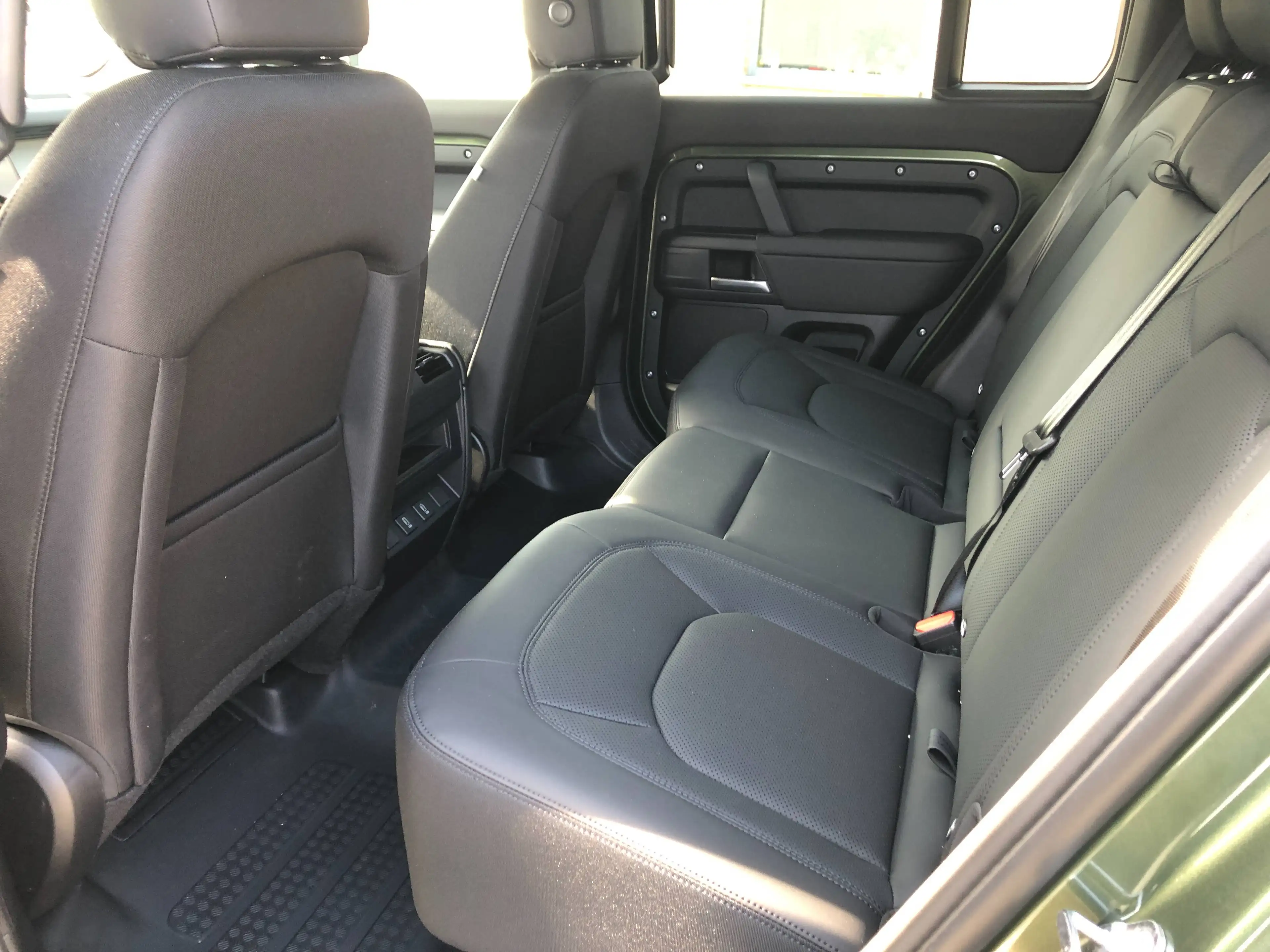 Land Rover Defender Defender D200S — photo 13