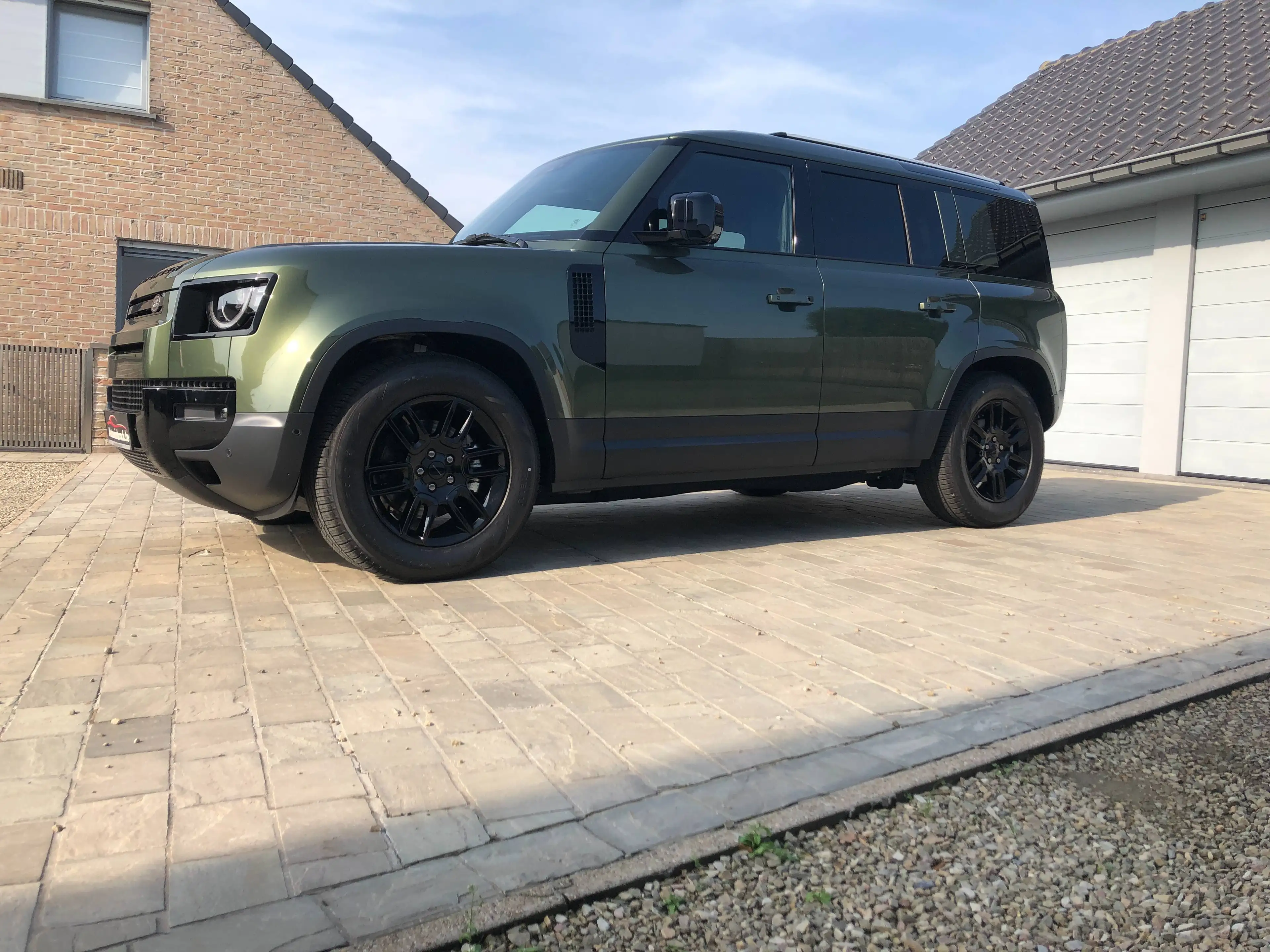 Land Rover Defender Defender D200S — photo 11