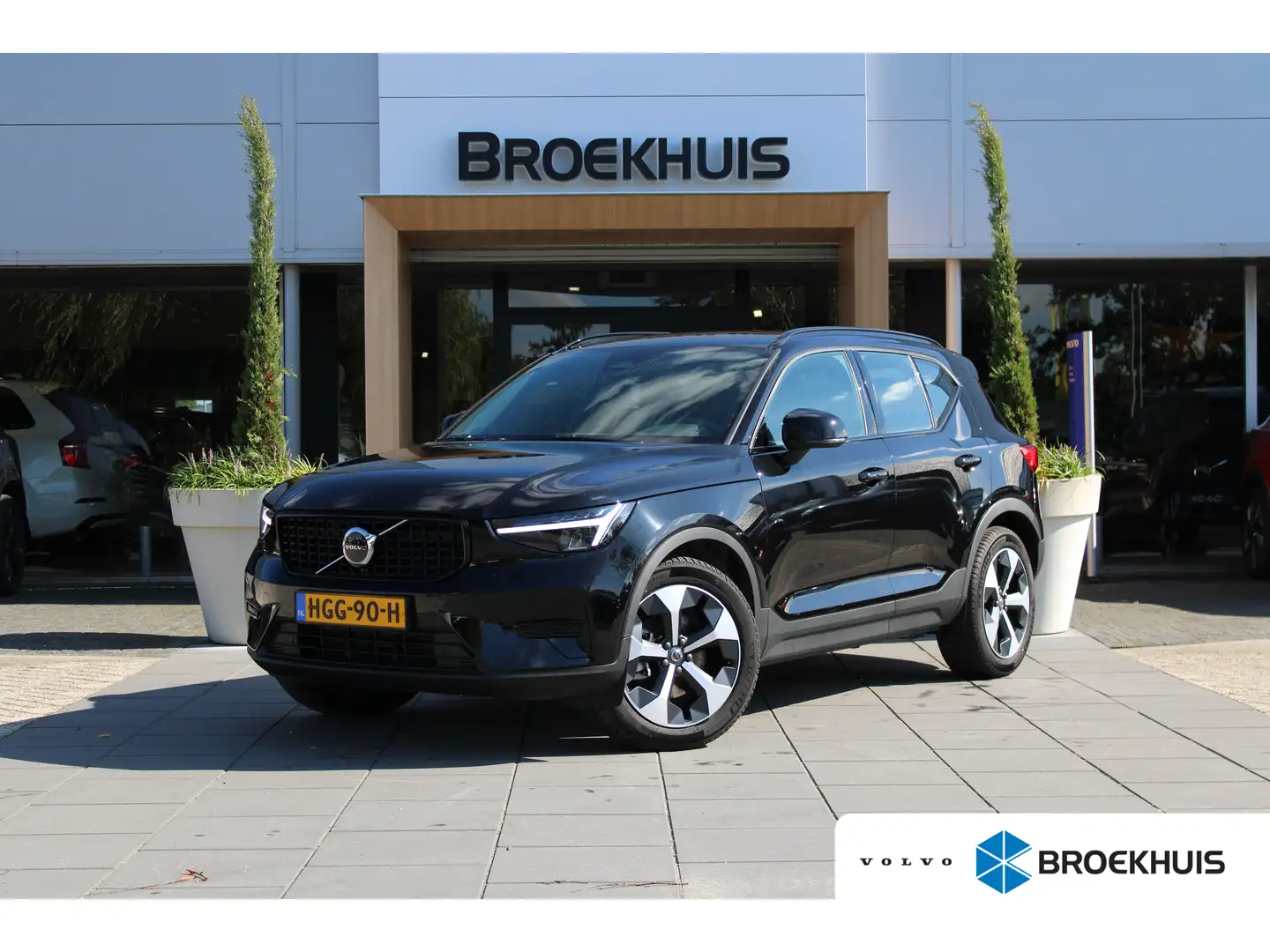 Volvo XC40 2.0 B4 Plus Dark Trekhaak | Harman Kardon | Stoel Schwarz - 1