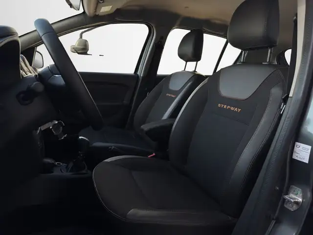 Dacia Sandero view 9