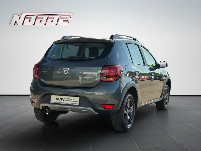 Dacia Sandero view 5