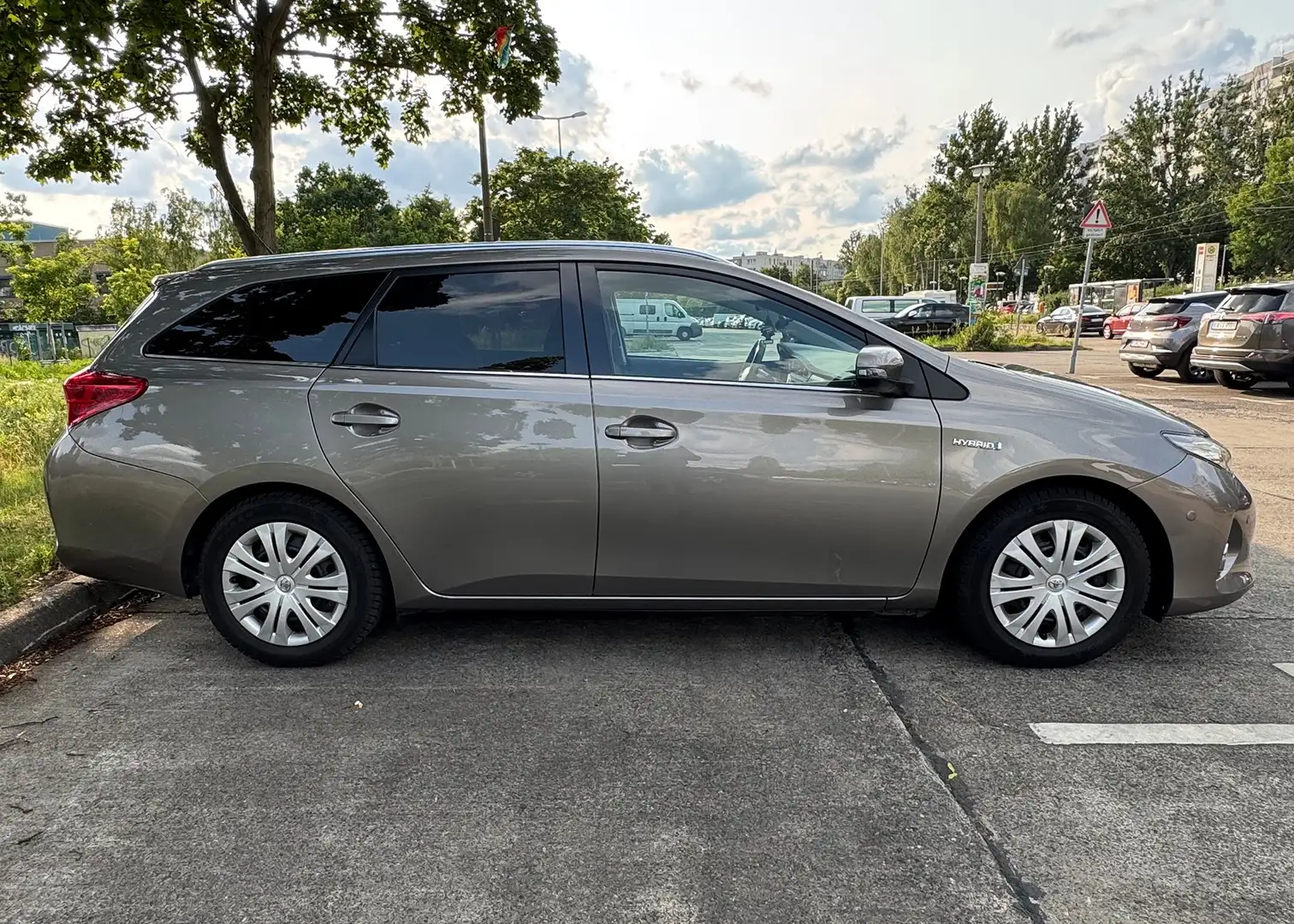 Toyota Auris Auris 1.8 VVT-i Hybrid Automatik Touring Sports Li Bronze - 2