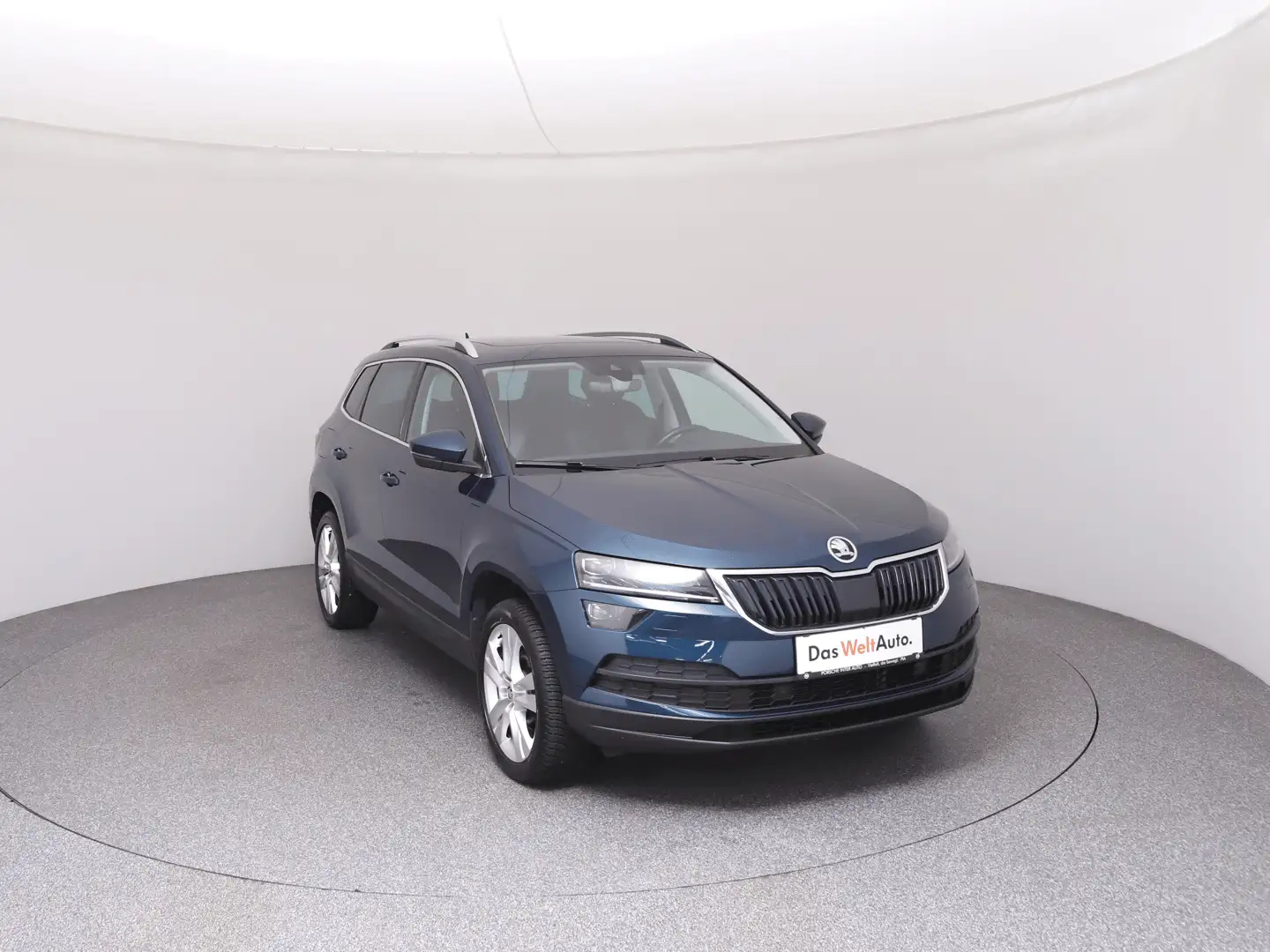 Skoda Karoq Style 125 TSI DSG ACT Blauw - 2