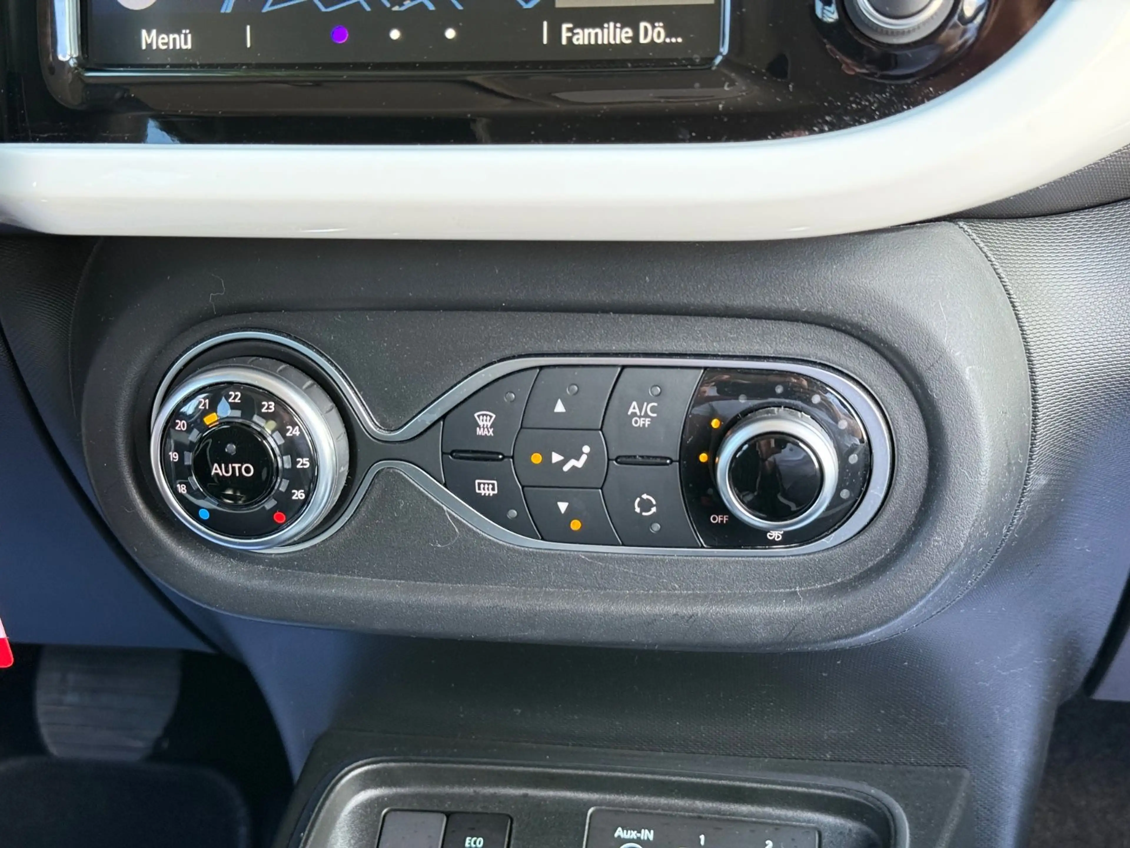Renault Twingo Techno Electric SOH LED 1.Hand Kamera — photo 13