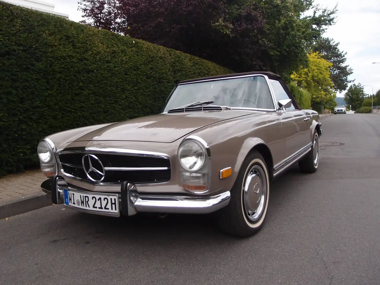 Mercedes-Benz SL 280 Pagode, foto 6
