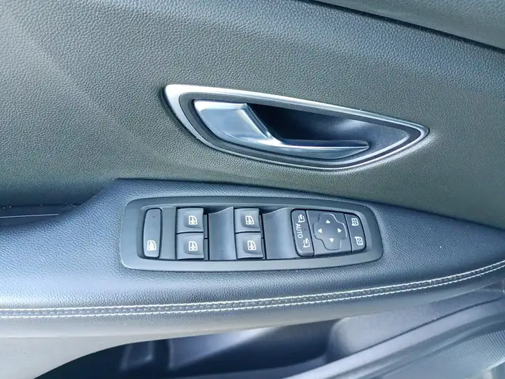 Renault Grand Scénic 1.2 TCe Intens Energy 2017, foto 22