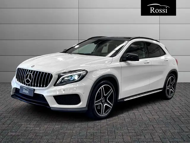 Mercedes-Benz GLA 220 d (cdi) Premium 170cv auto