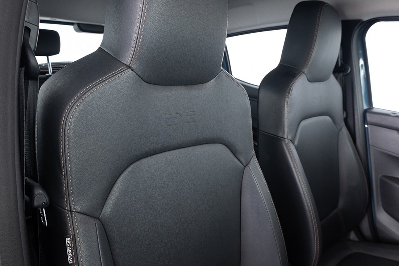 Dacia Spring Extreme 27 kWh *SOH 95%* LEDER | NAVI | AIRCO . — photo 5