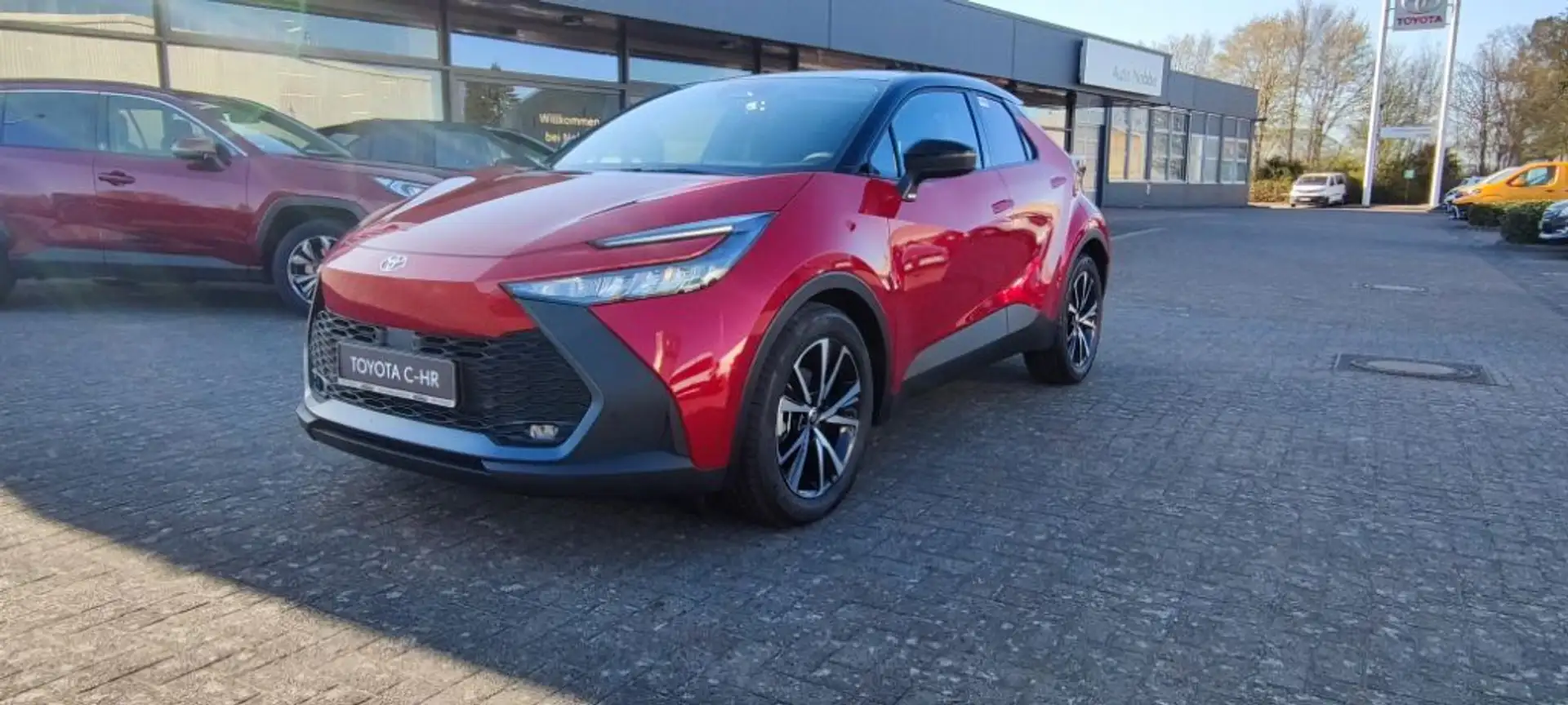 Toyota C-HR 1.8 Hybrid Team Deutschland Красный - 2