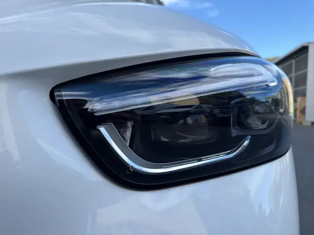Mercedes-Benz B-Class view 14
