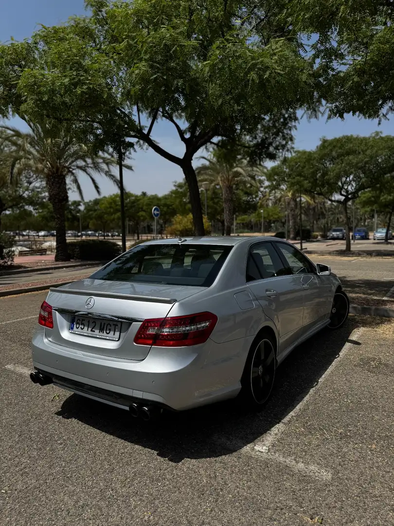 Mercedes-Benz E 200 200CDI Avantgarde Aut. - 2