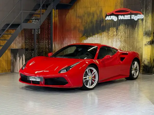 Ferrari 488 Coupe LIFT~CARBON~KAMERA360~RACING SEAT~