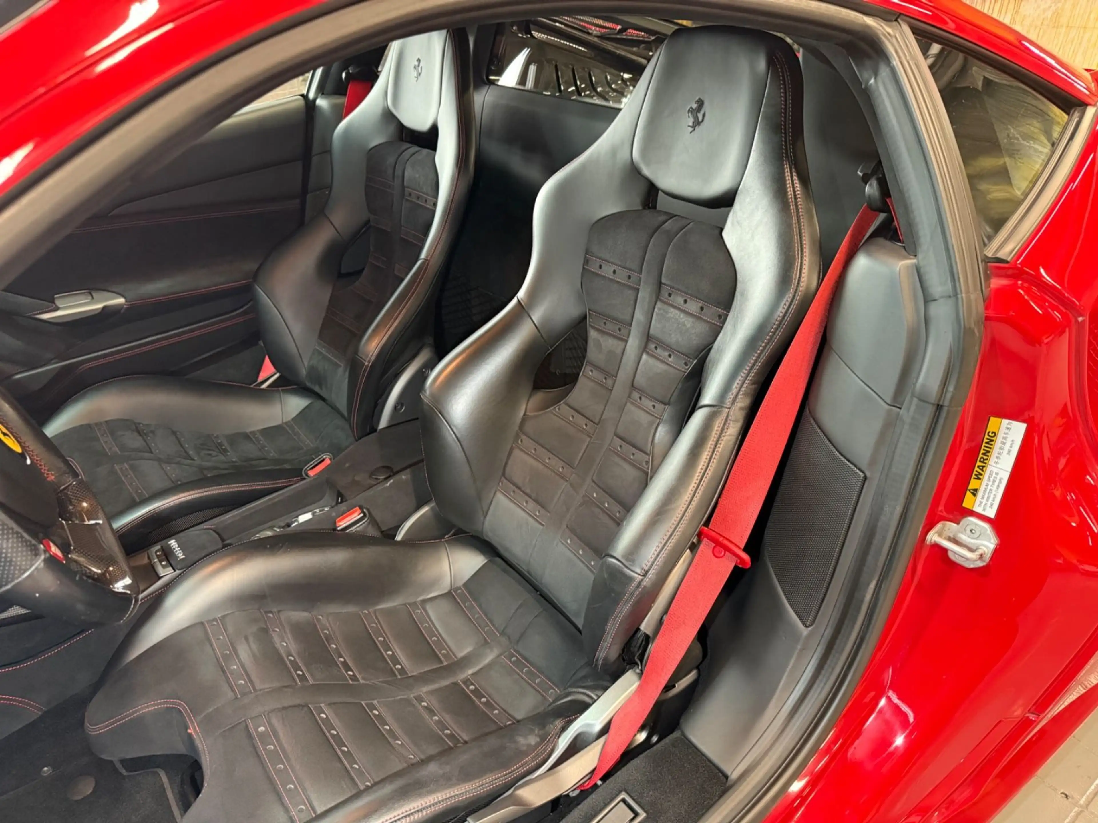 Ferrari 488 Coupe LIFT~CARBON~KAMERA360~RACING SEAT~ — photo 12