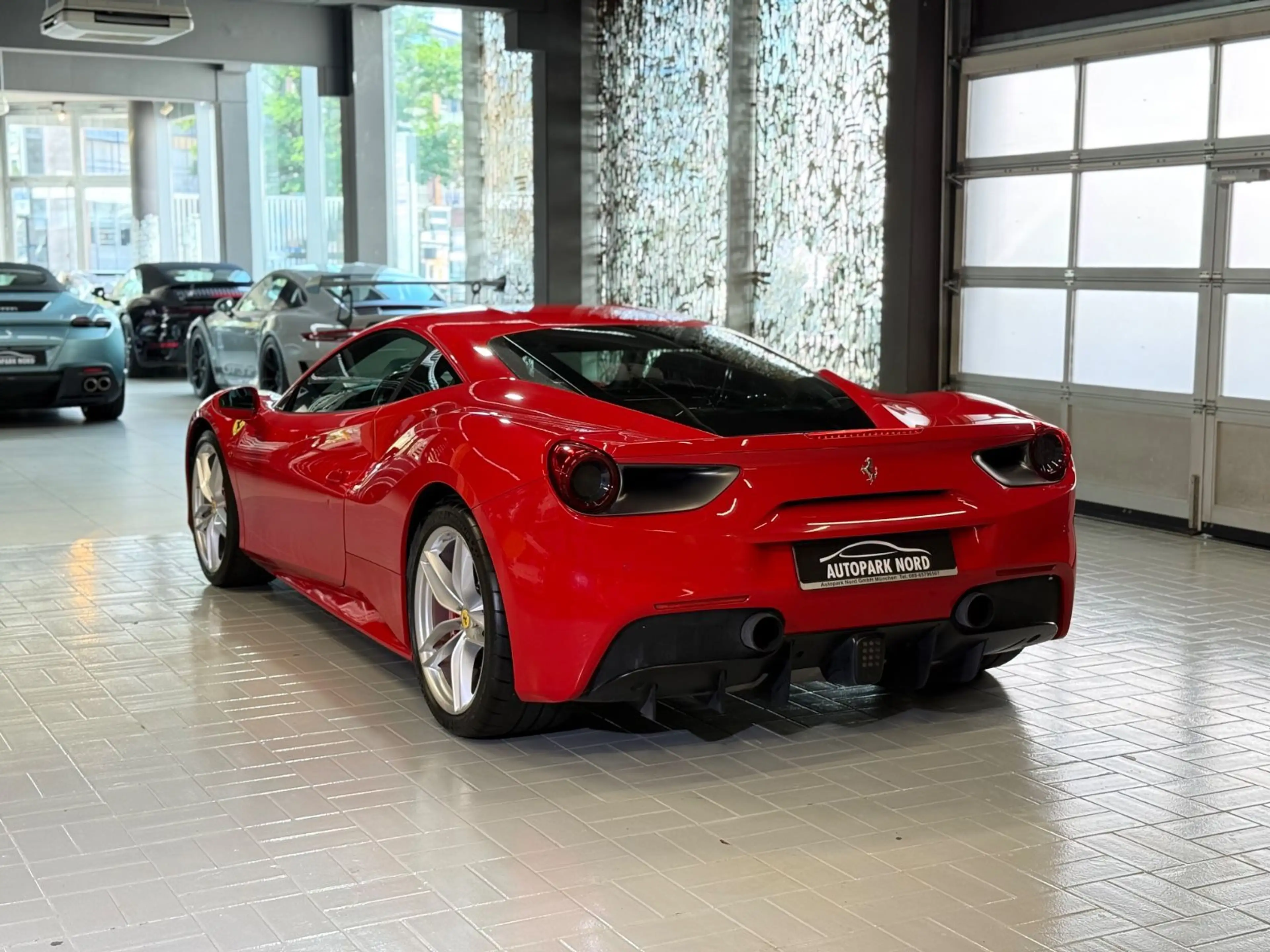 Ferrari 488 Coupe LIFT~CARBON~KAMERA360~RACING SEAT~ — photo 5