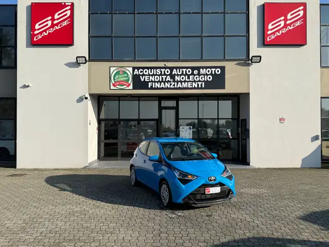 Toyota Aygo Aygo Connect 1.0 VVT-i 72 CV 5 porte x-cool MMT