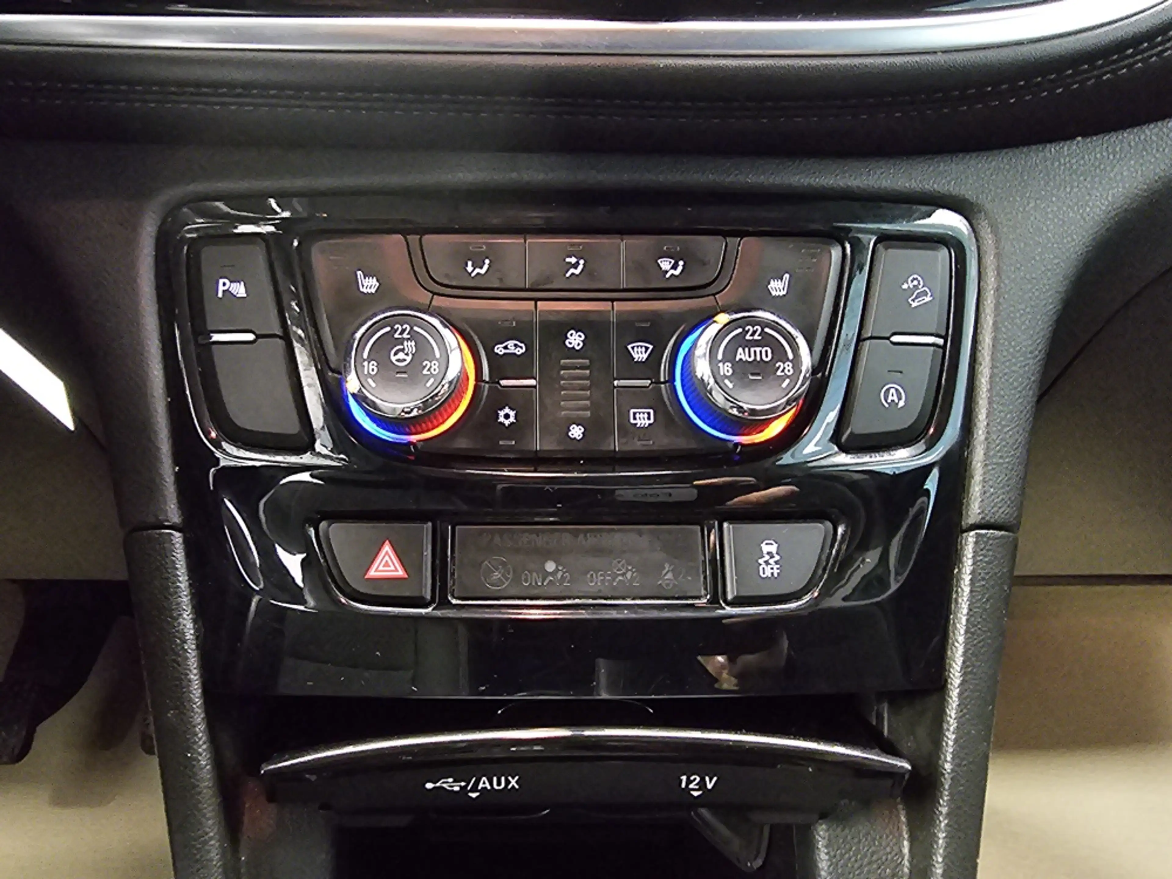 Opel Mokka X Allrad,LED,Kamera,Sitz+Lenkradheizung — photo 10