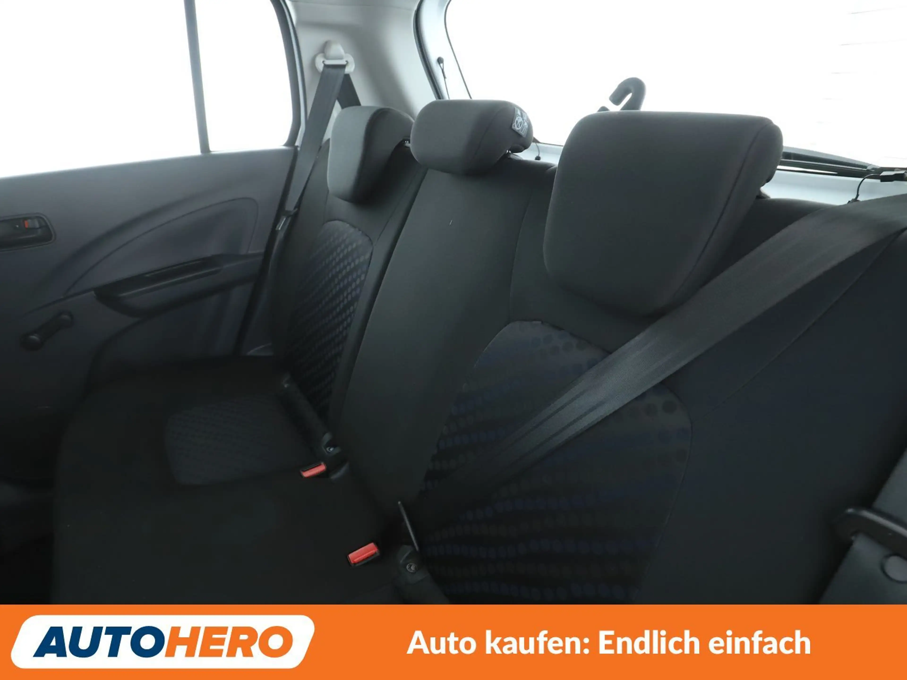 Suzuki Celerio 1.0 Club — photo 14