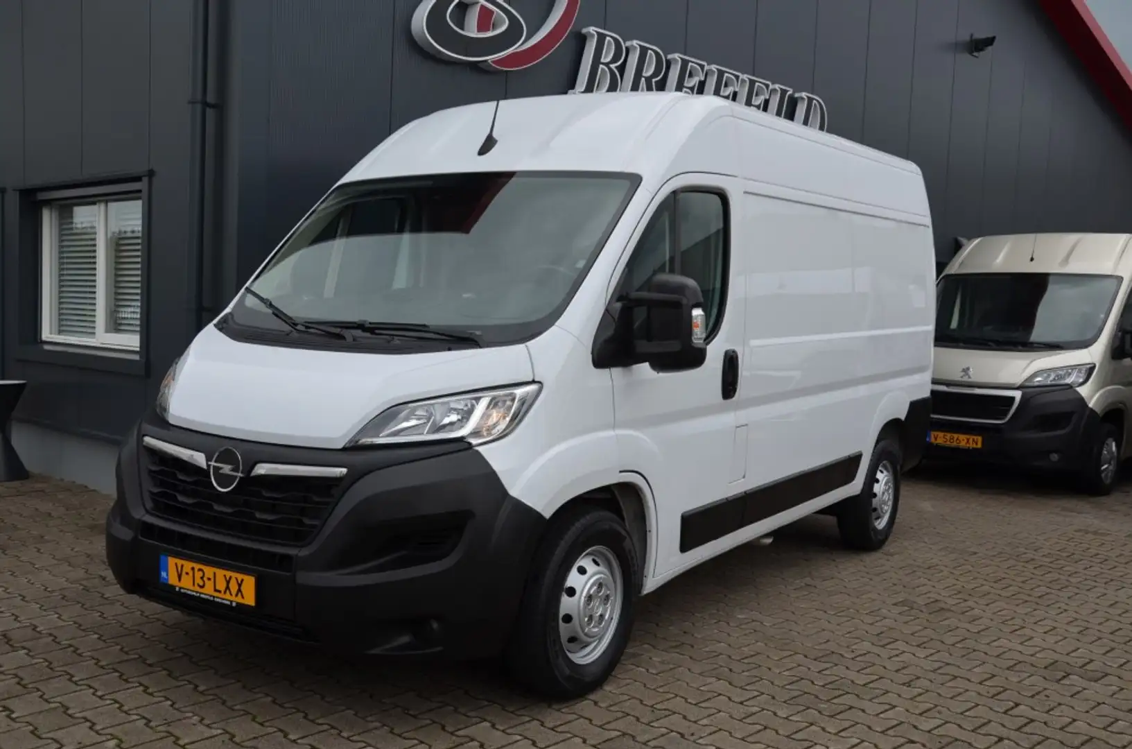 Opel Movano 2.2D 140 Maxi  L2H2 Edition 3000kg trekgewicht**BP Blanc - 1