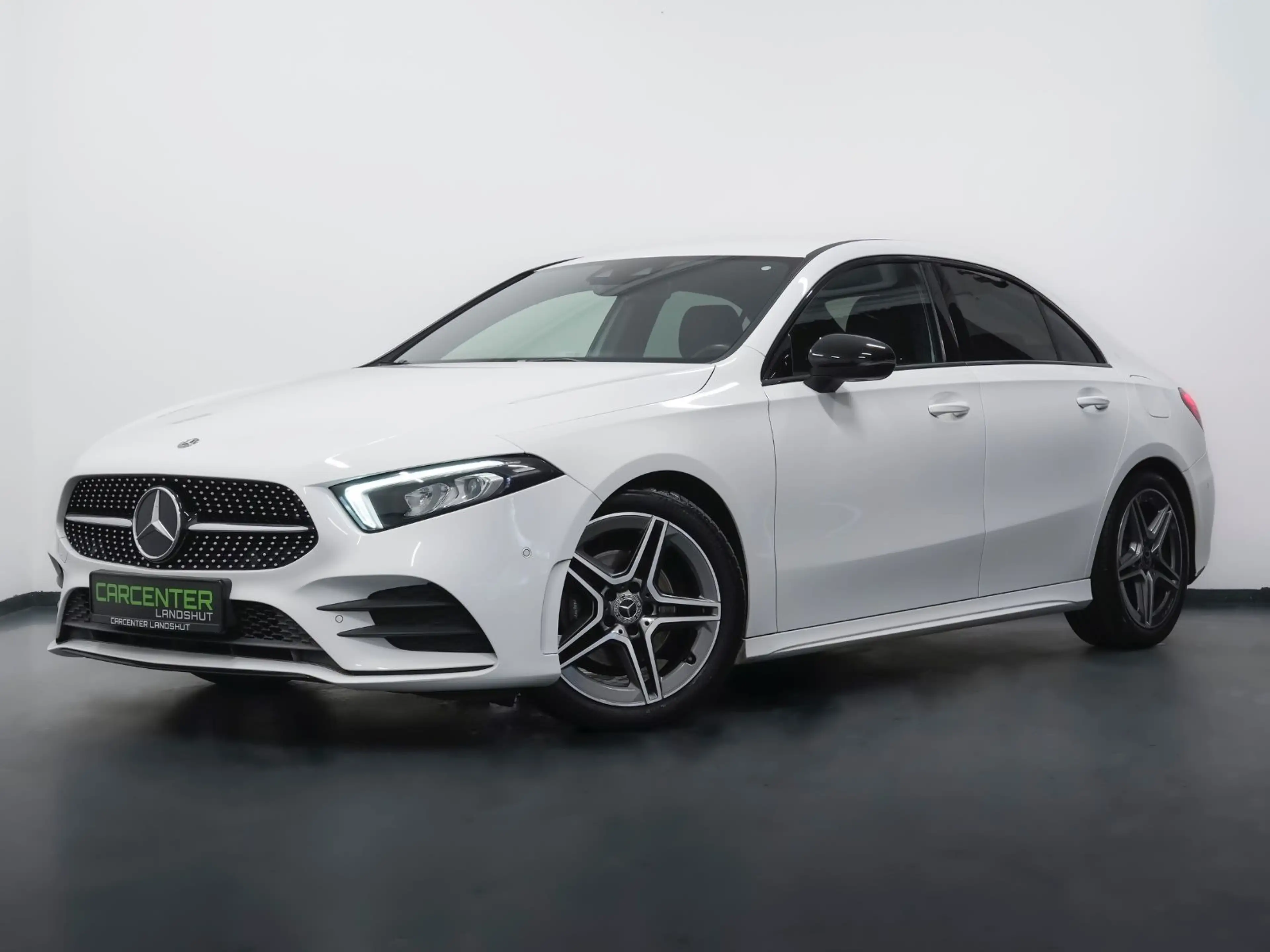 Mercedes-Benz A 200 AMG-LINE AMBIENTE/R-KAM/SPUR-H/WIDE-SCREEN