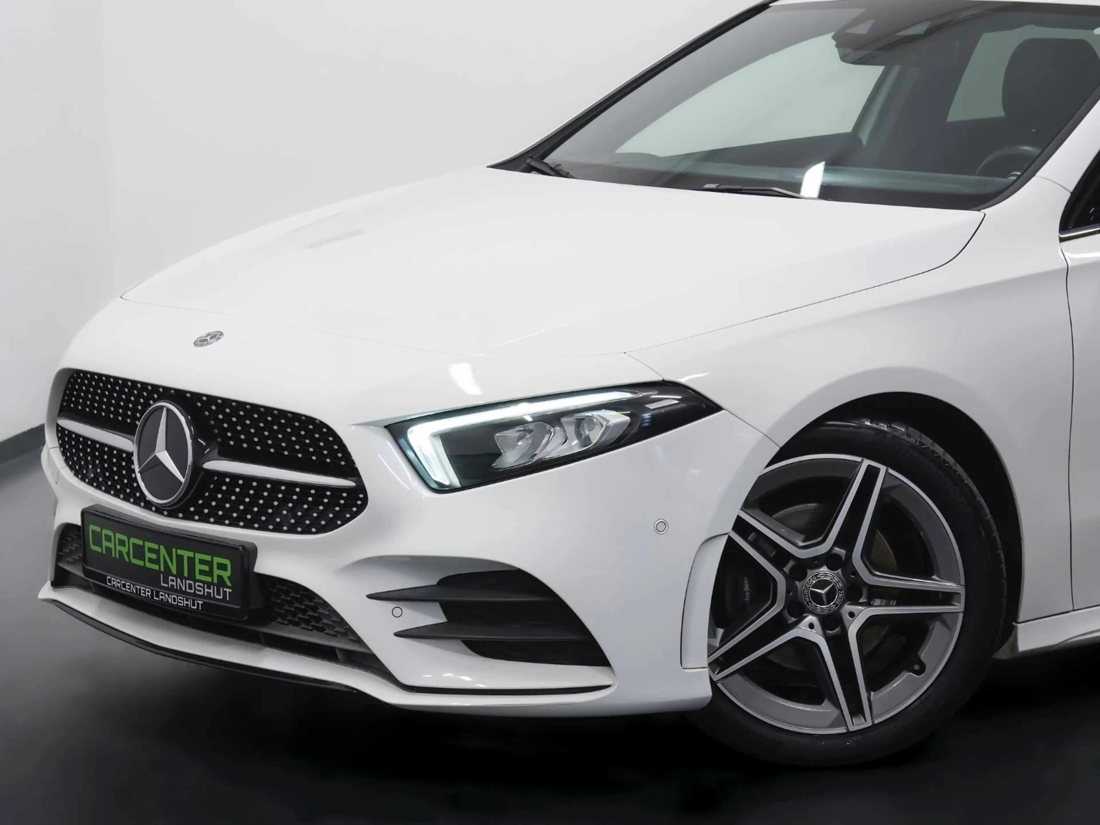 Mercedes-Benz A 200 AMG-LINE AMBIENTE/R-KAM/SPUR-H/WIDE-SCREEN — photo 3