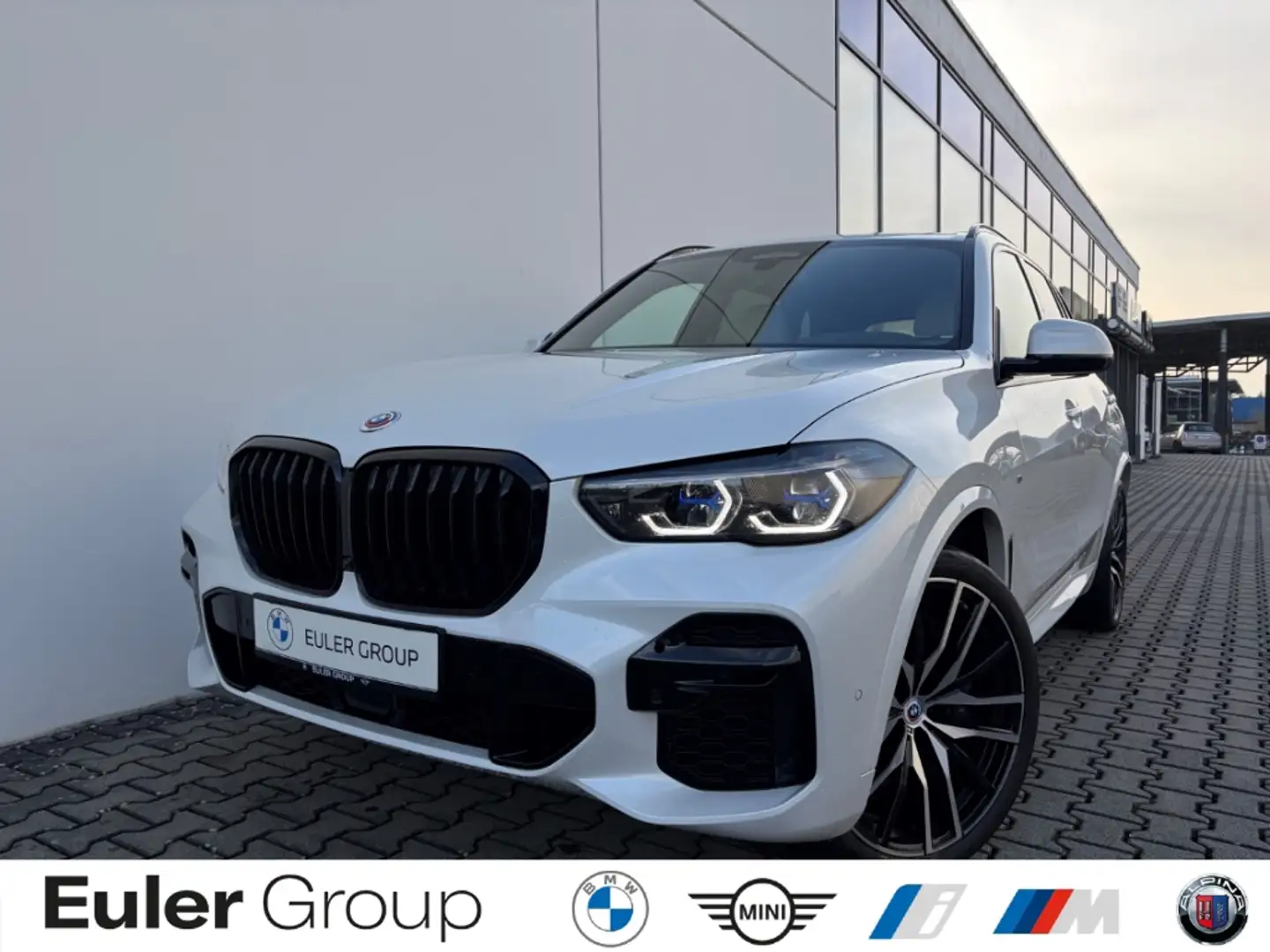 BMW X5 xDrive 40dA M-Sport AHK PANO H/K HUD LCProf Weiß - 1