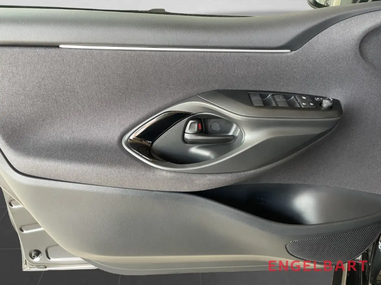 Toyota Yaris 1.5 Hybrid Teamplayer Comfort+Safety Paket 10