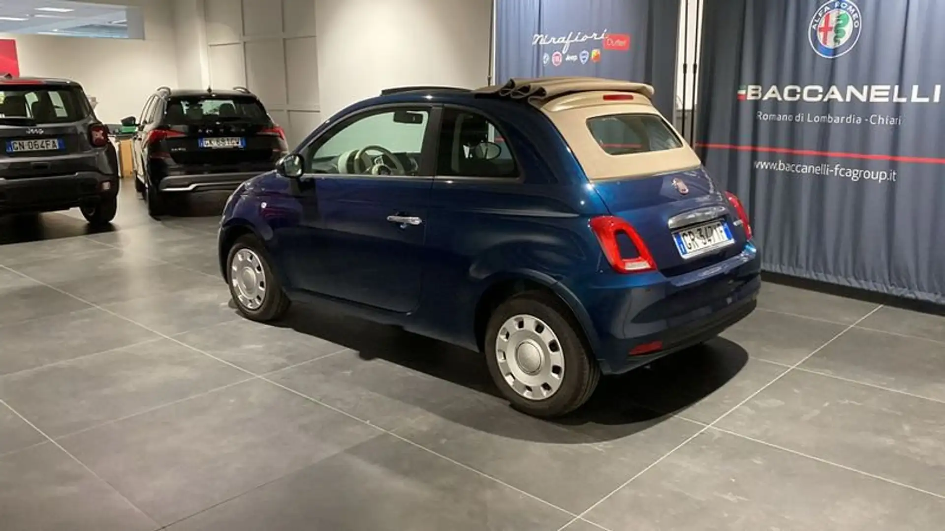 Fiat 500C 1.0 Hybrid Bleu - 2