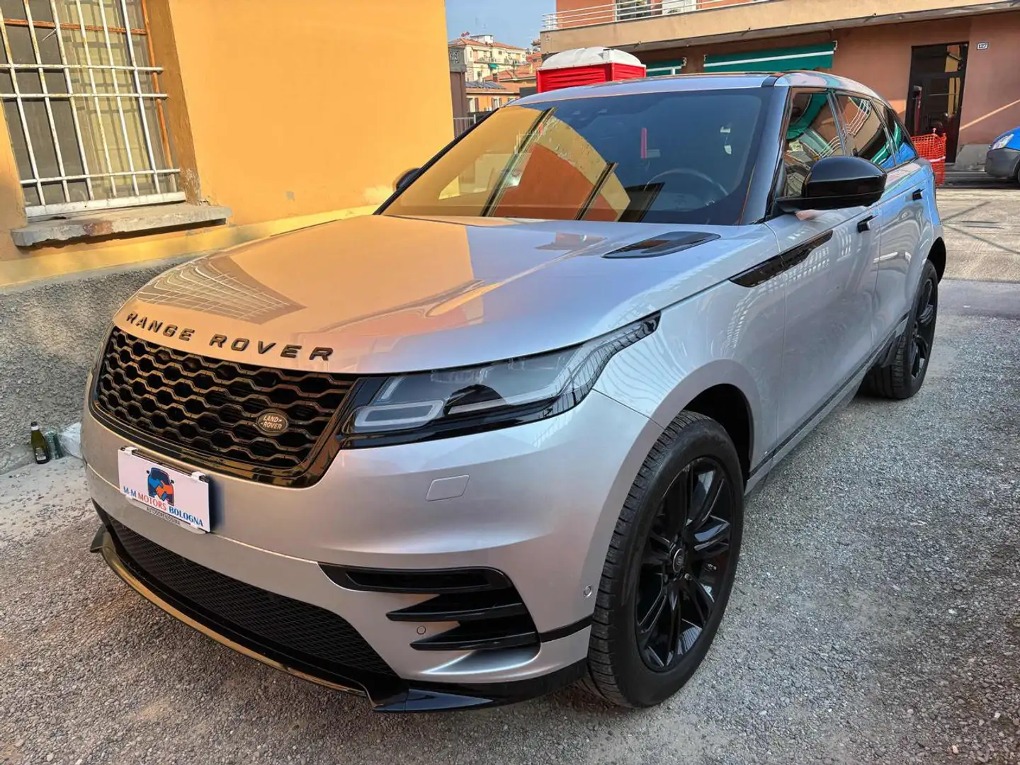 Land Rover Range Rover Velar 2.0D I4 180 CV R-Dynamic HSE "ProMMo" Grigio - 1