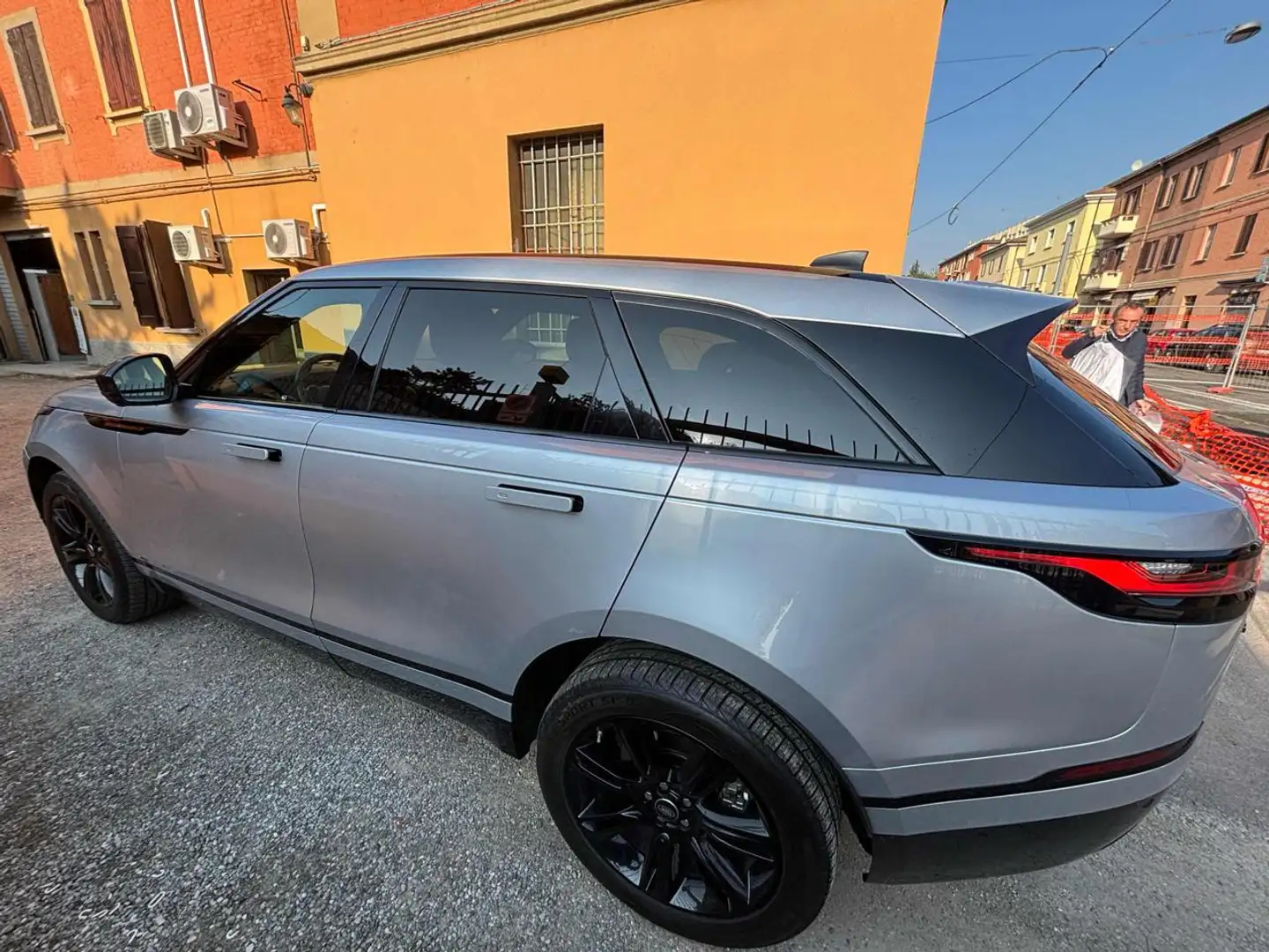 Land Rover Range Rover Velar 2.0D I4 180 CV R-Dynamic HSE "ProMMo" Grigio - 2