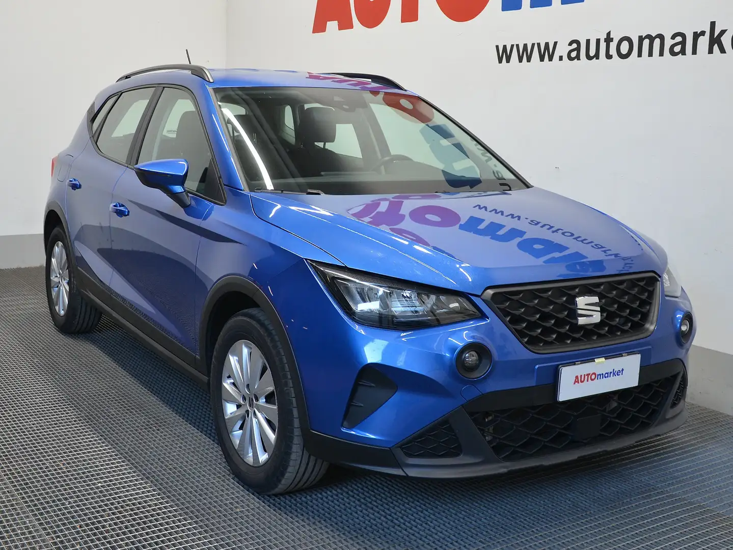 SEAT Arona 1.0 ecotsi Style 110cv Blu/Azzurro - 2