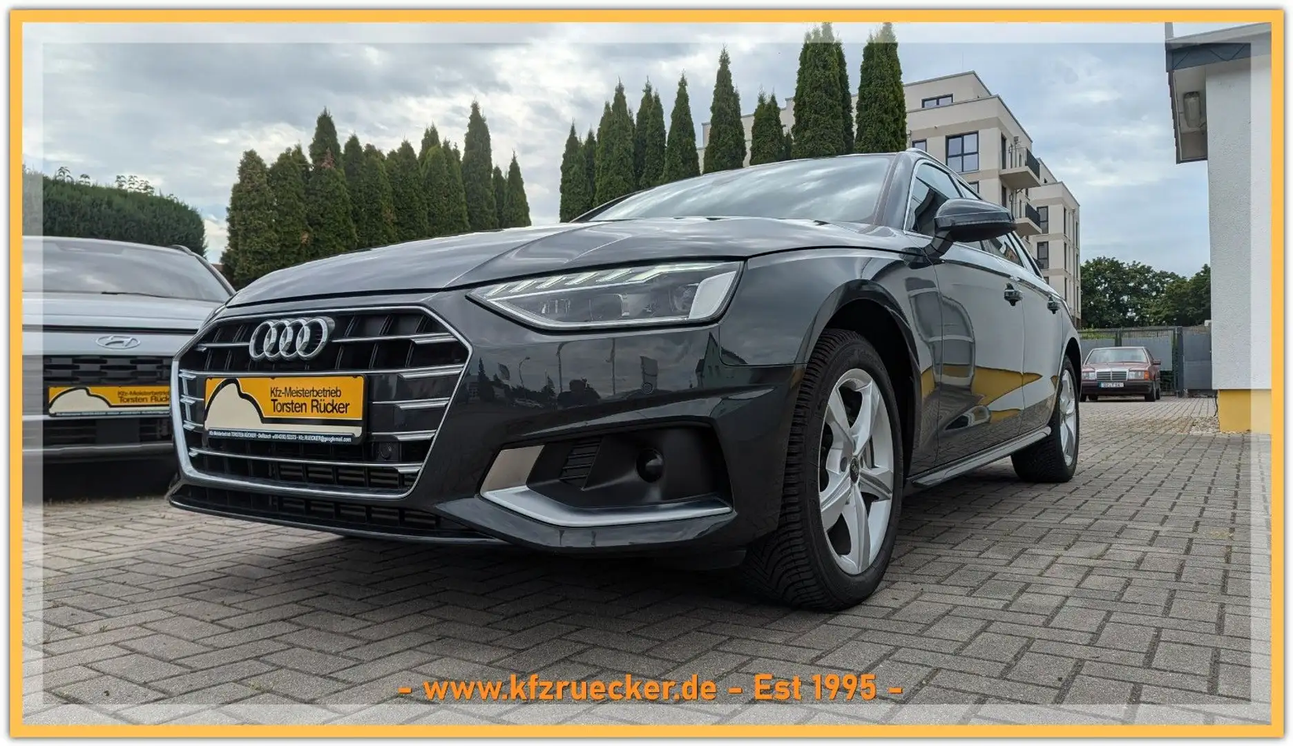 Audi A4 Avant 40 TFSI advanced 7G-AUT 3Z-AAC ACC NAVI Grau - 2