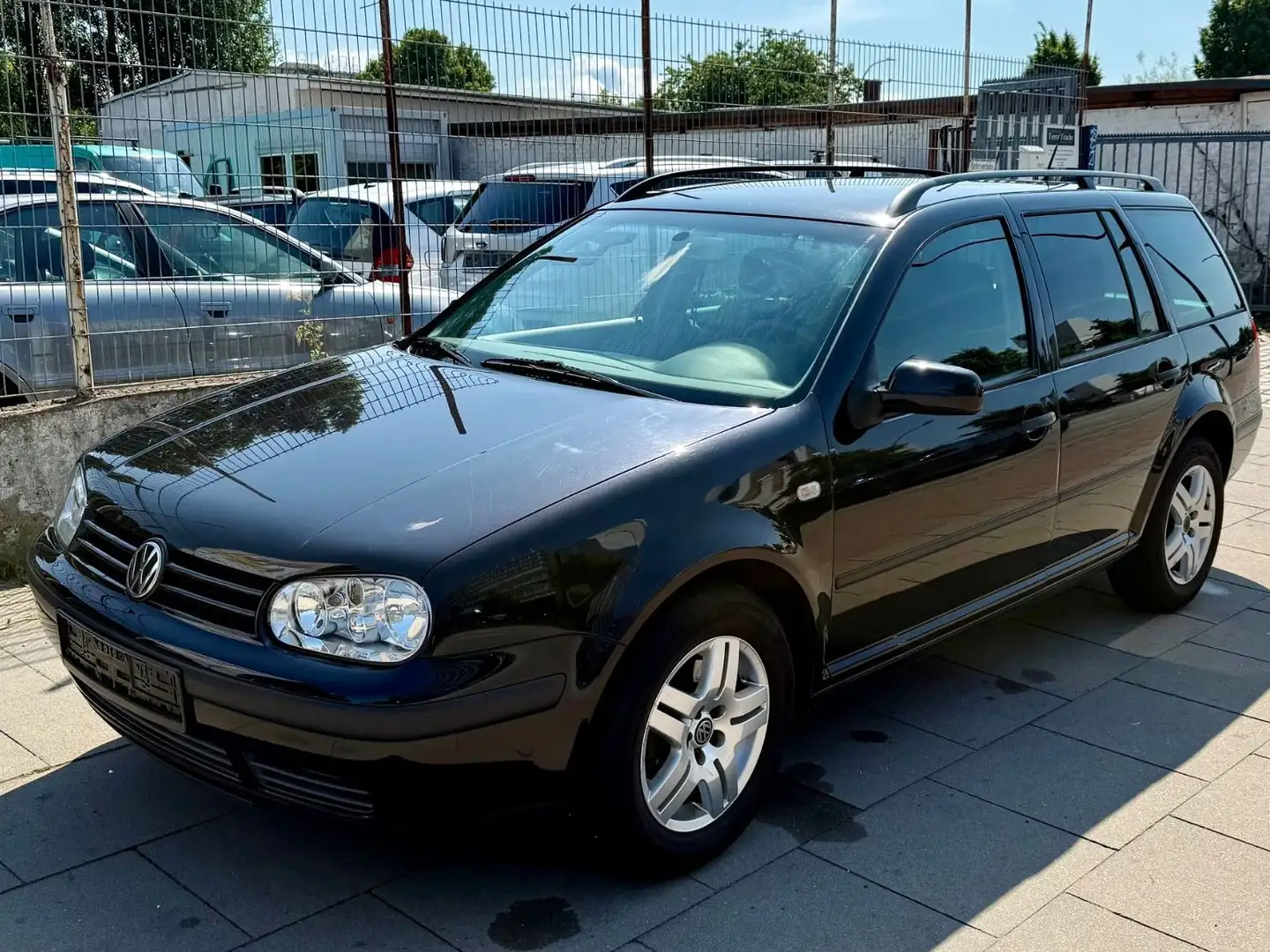 Volkswagen Golf 1.6 Highline Variant / TÜV NEU Negro - 2