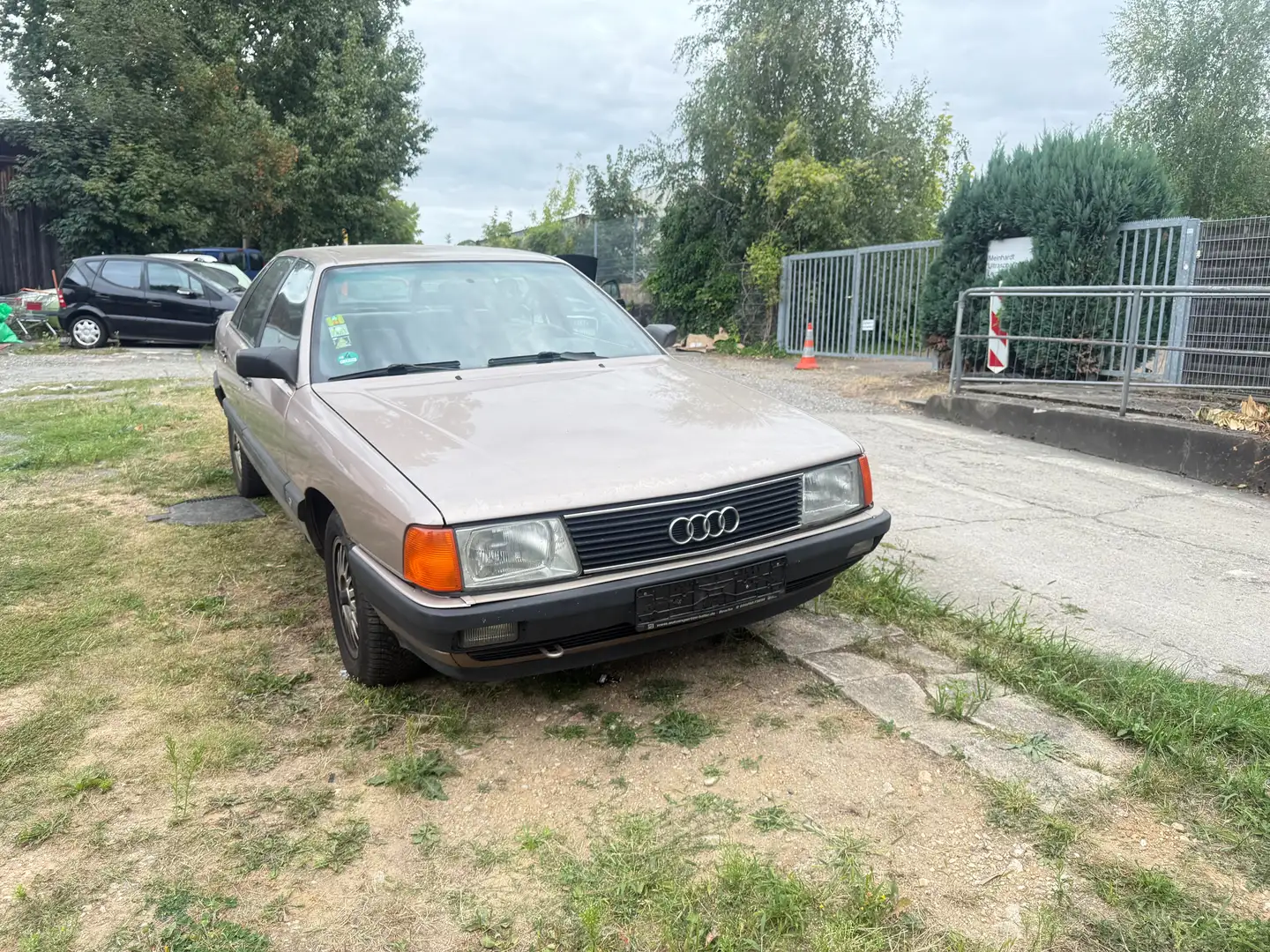 Audi 100 Audi 100 CS - 1