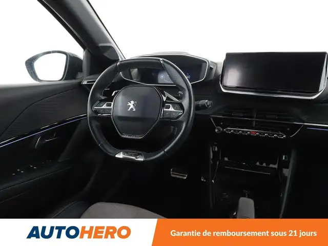 Peugeot 208 view 13