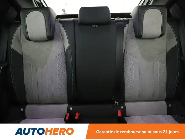 Peugeot 208 view 15
