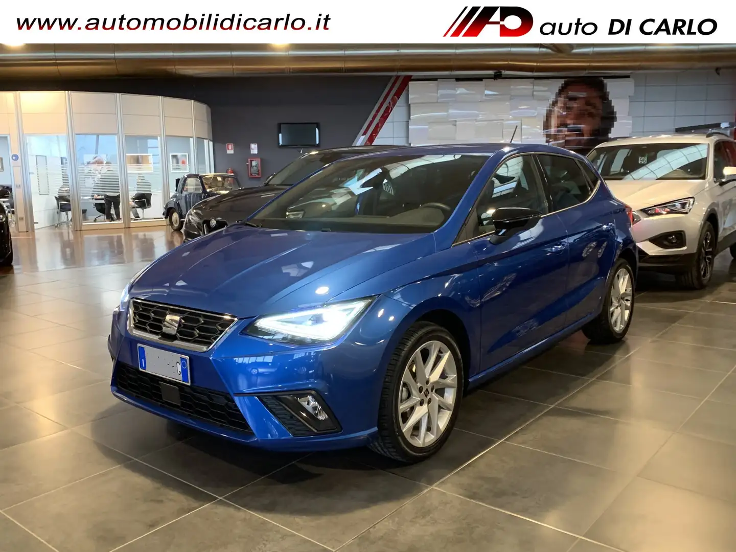 SEAT Ibiza 1.0 TGI 5 porte FR Blu/Azzurro - 1