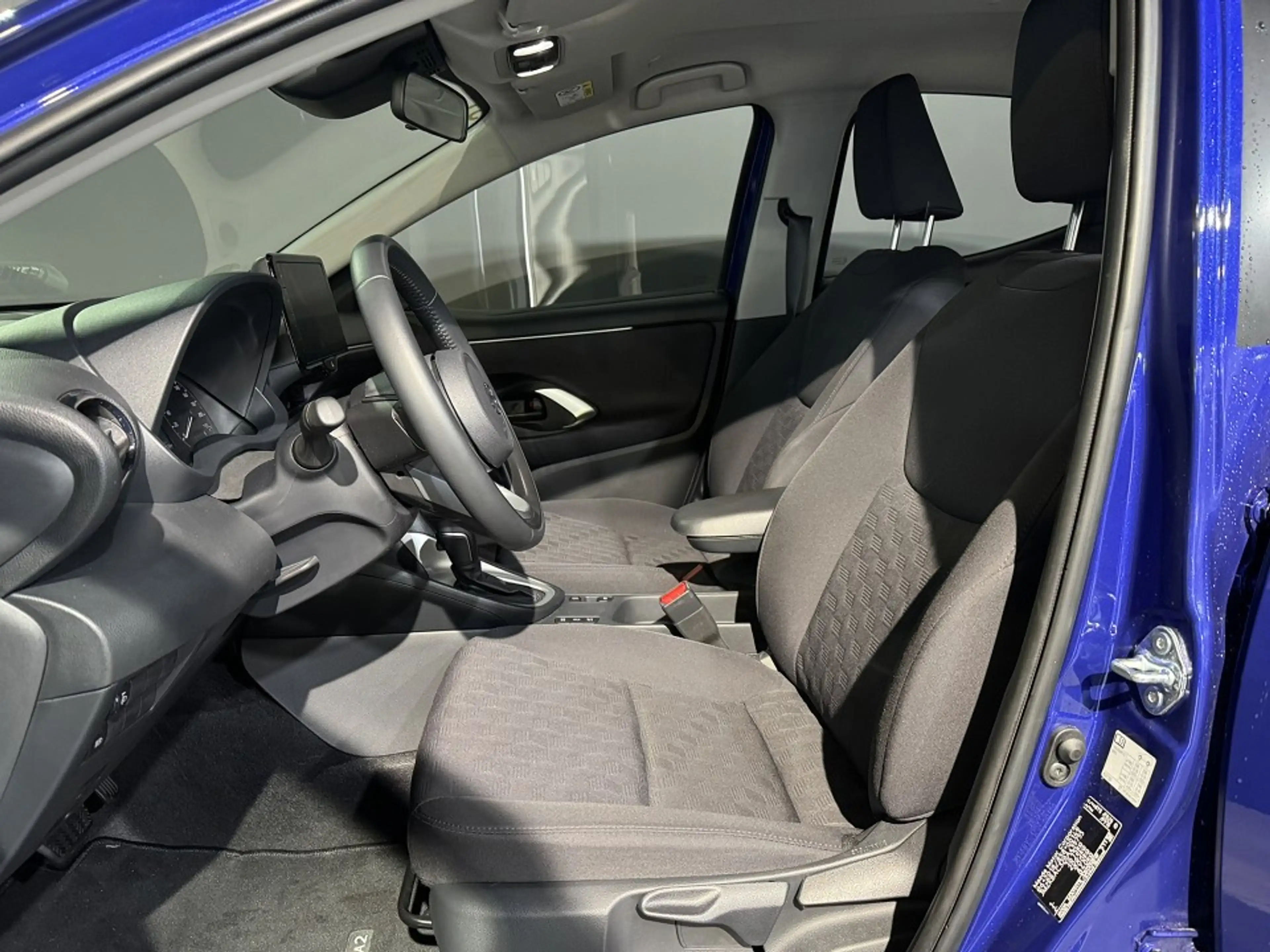 Mazda 2 Hybrid 5HB 1.5L Hybrid VVT-i 116 CVT FWD Centre-Li — photo 7