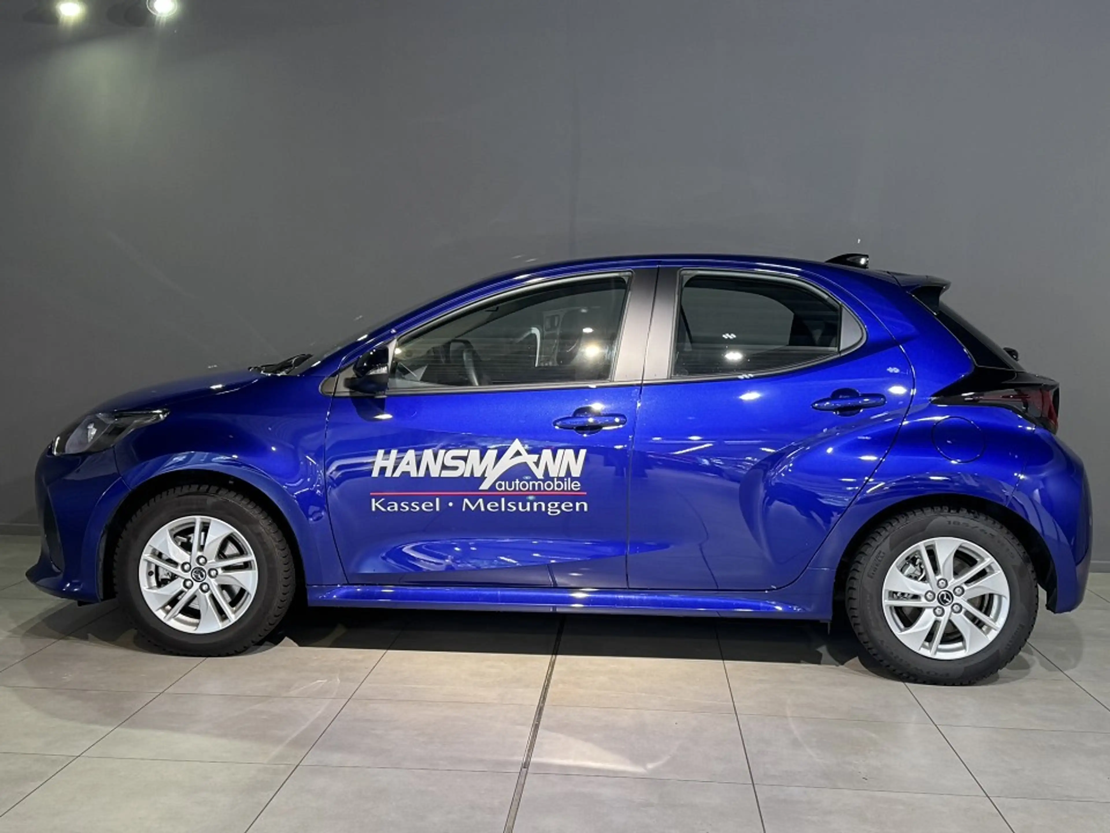 Mazda 2 Hybrid 5HB 1.5L Hybrid VVT-i 116 CVT FWD Centre-Li — photo 3