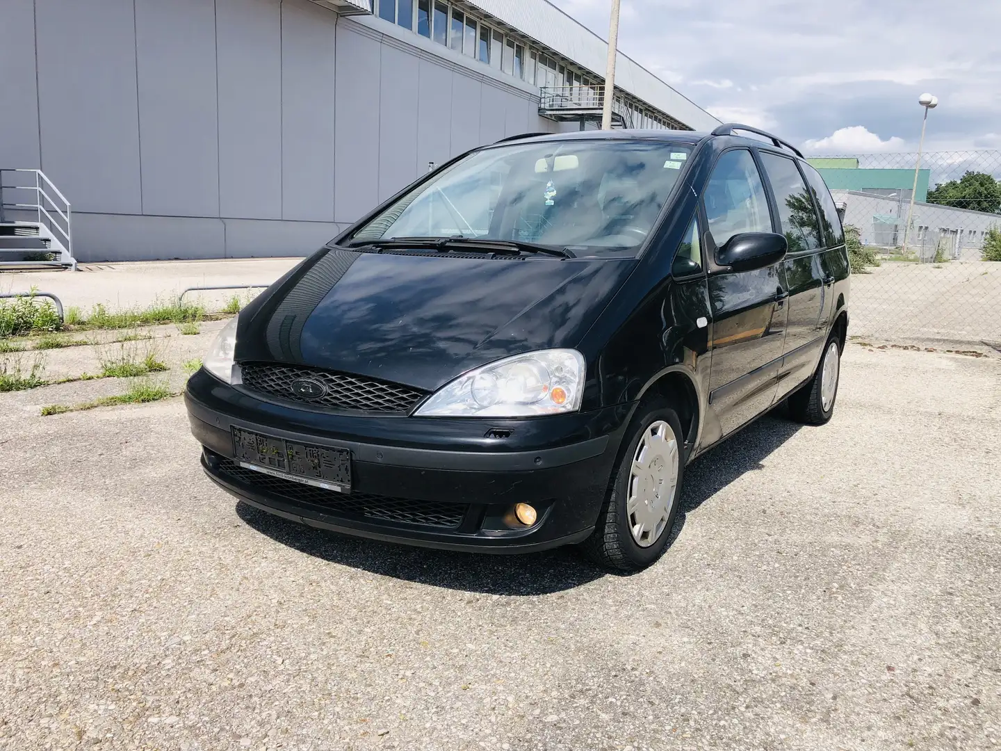 Ford Galaxy Ghia 1,9 TDI Automatik Fekete - 1