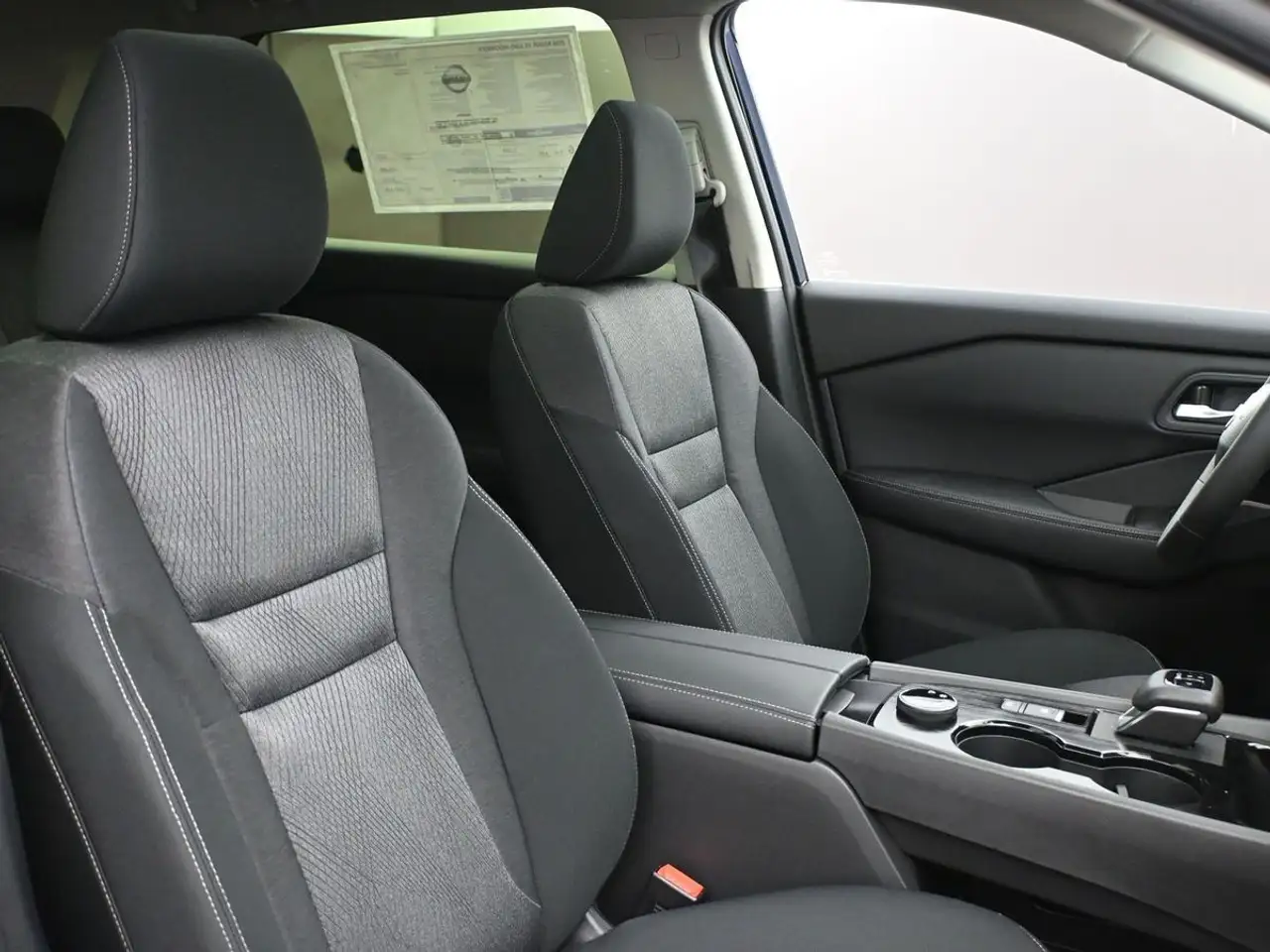 Nissan Rogue photo Nissan Rogue