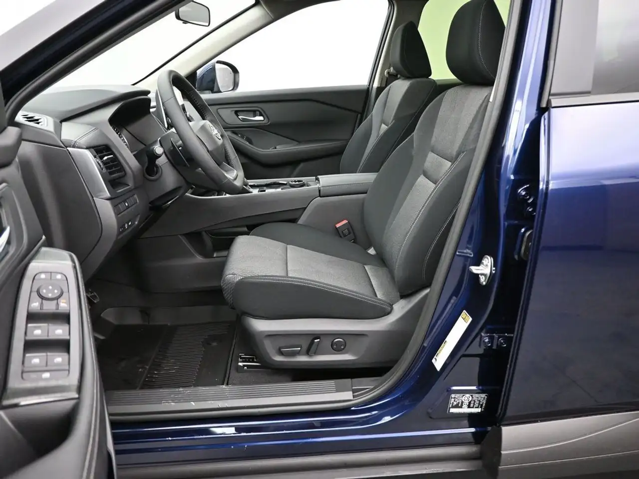 Nissan Rogue photo Nissan Rogue