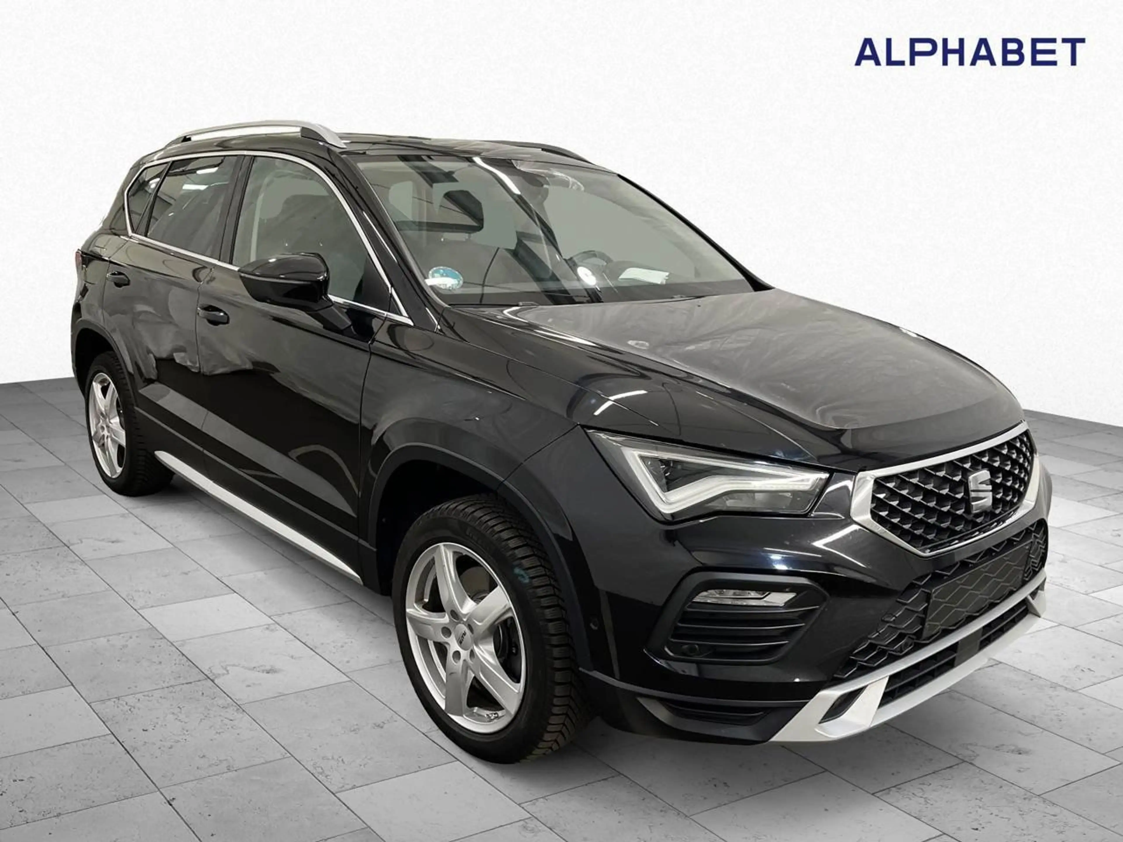 SEAT Ateca 2.0 TDI Xperience S-Dach Key LED Navi RKam — photo 7