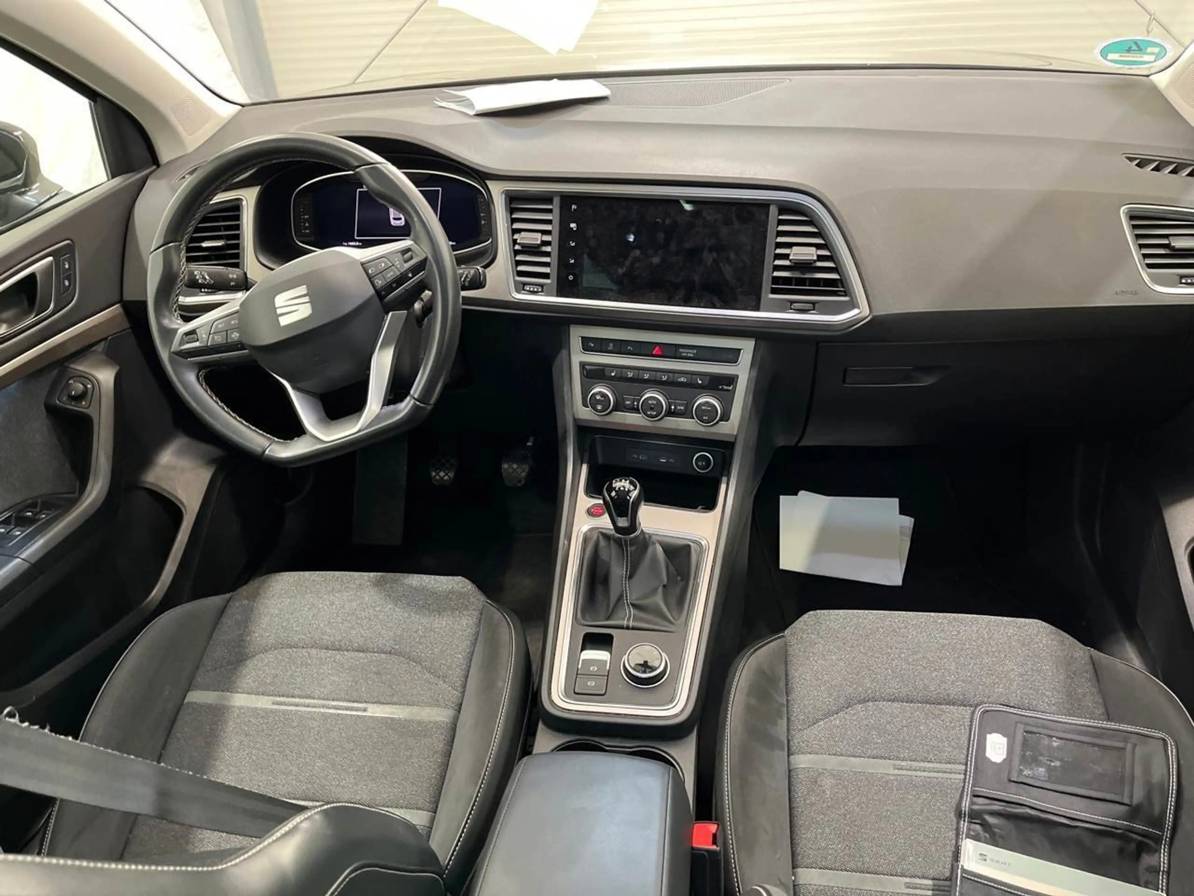 SEAT Ateca 2.0 TDI Xperience S-Dach Key LED Navi RKam — photo 6