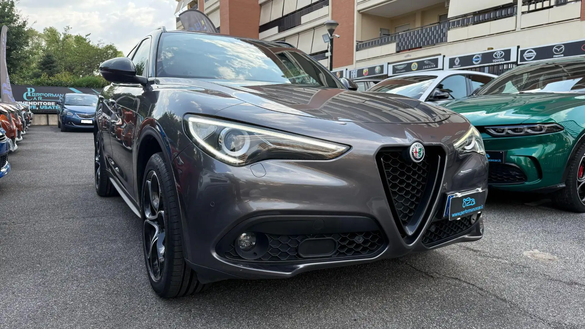 Alfa Romeo Stelvio 2.2 TURBODIESEL 190CV AT8 Q4 B-TECH*C.L.20*R.CAM* Grijs - 2