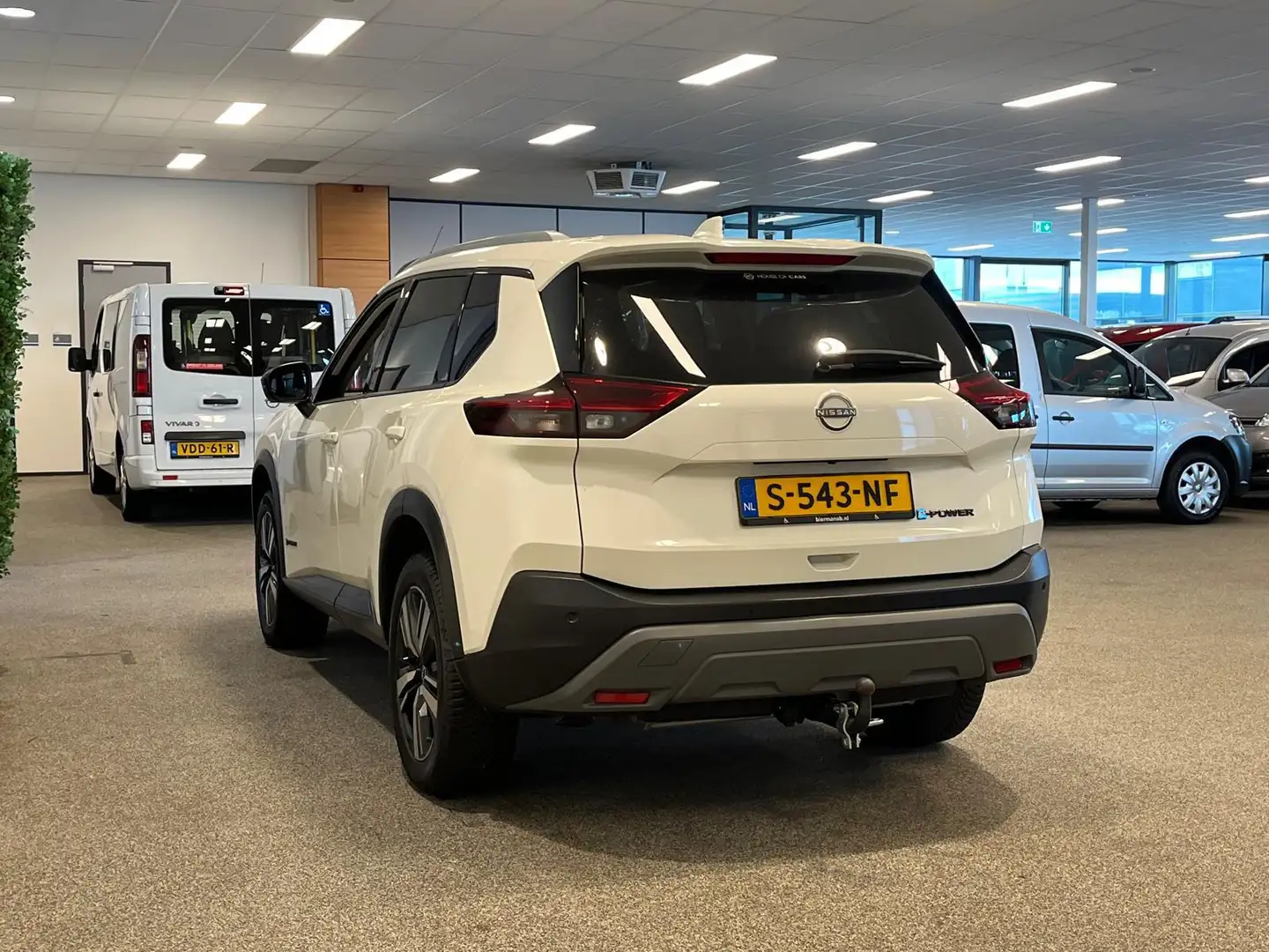 Nissan X-Trail 1.5 e-Power N-Connecta Schuif-/kantel dak Wit - 2