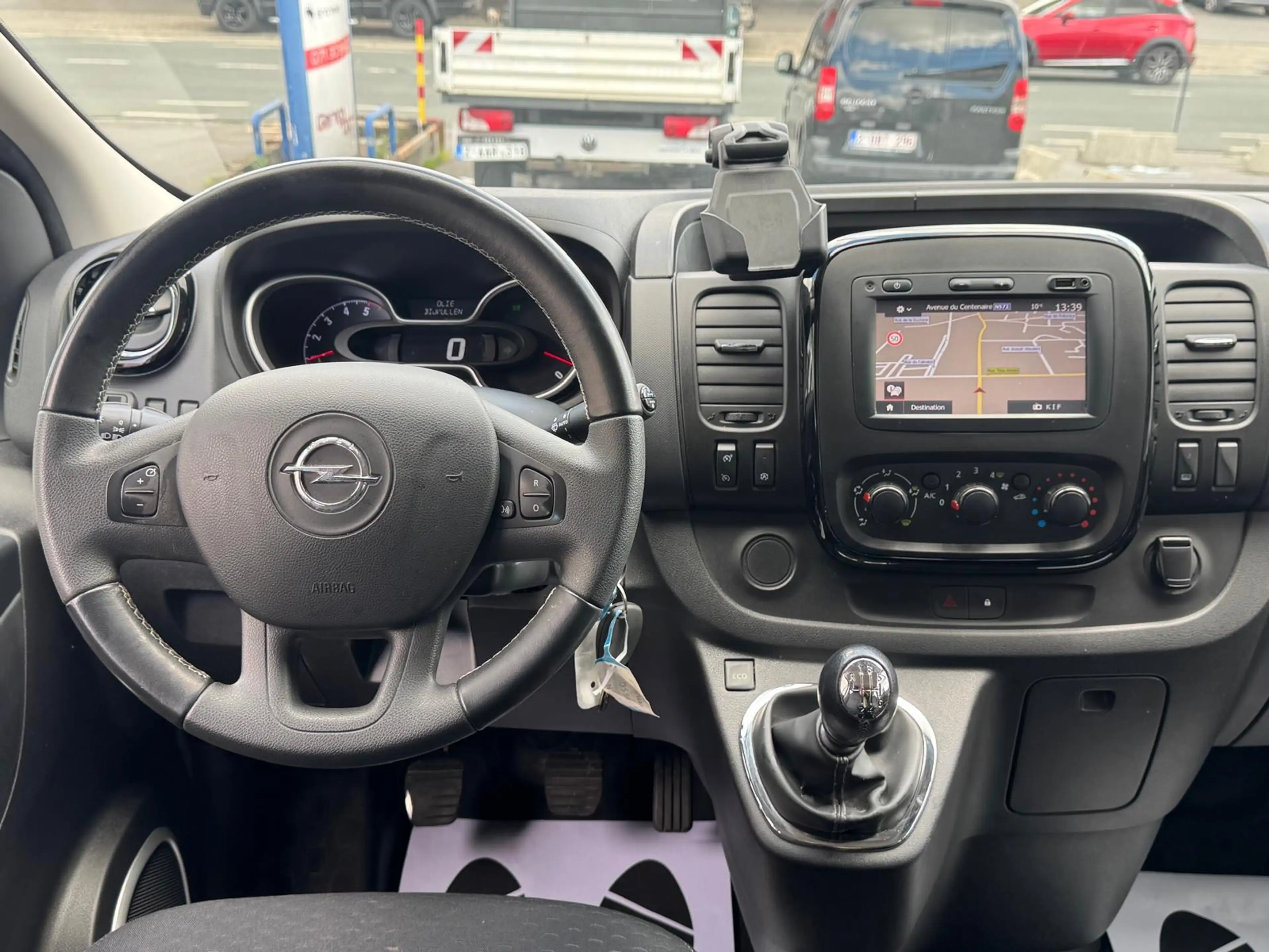 Opel Vivaro 1.6 CDTi BiTurbo/Etat neuf/5 places/Utilitaire/Double cabine/Garantie 1 an — photo 9