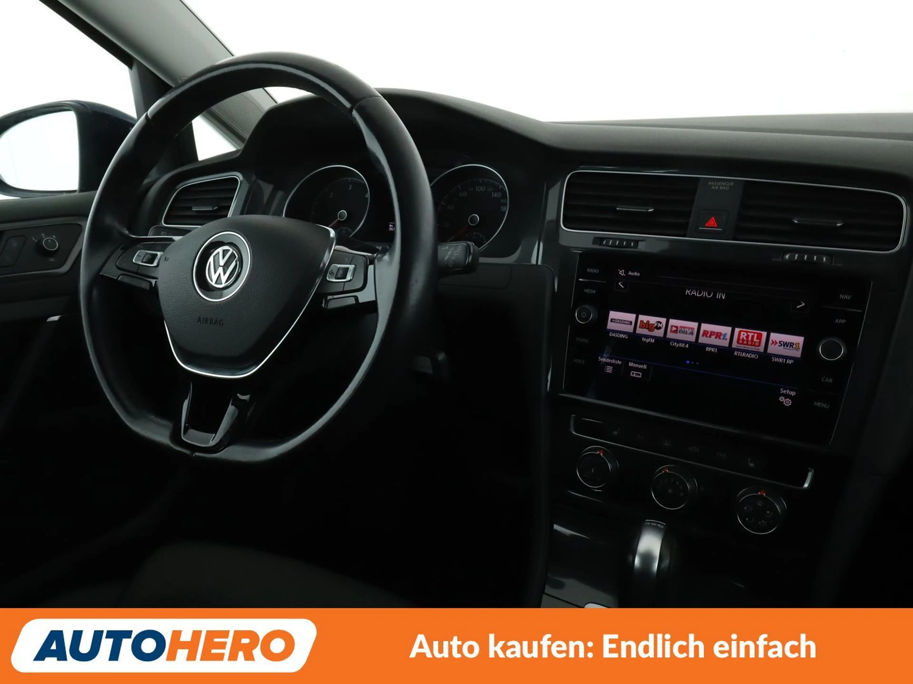 Volkswagen Golf 1.6 TDI Comfortline BMT Aut*NAVI*ACC*PDC*SHZ* — photo 13